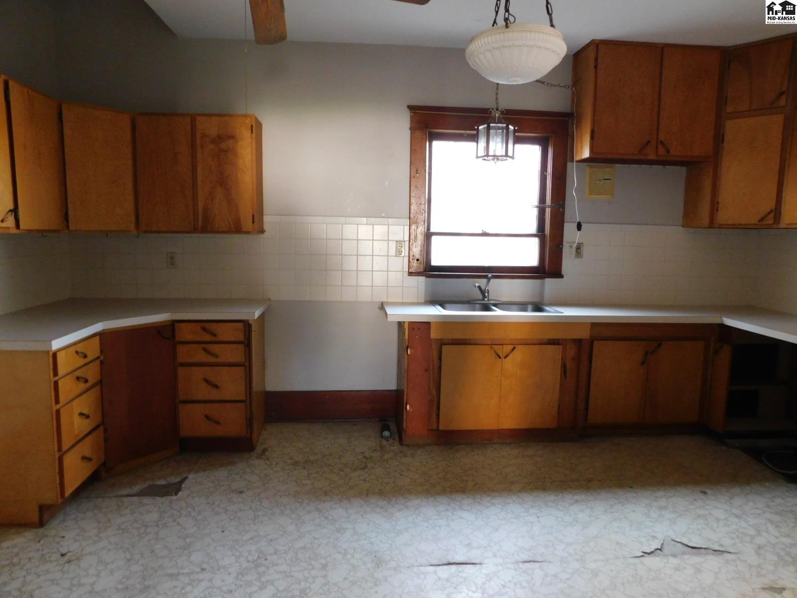 1321 Morton Street Great Bend KS 67530