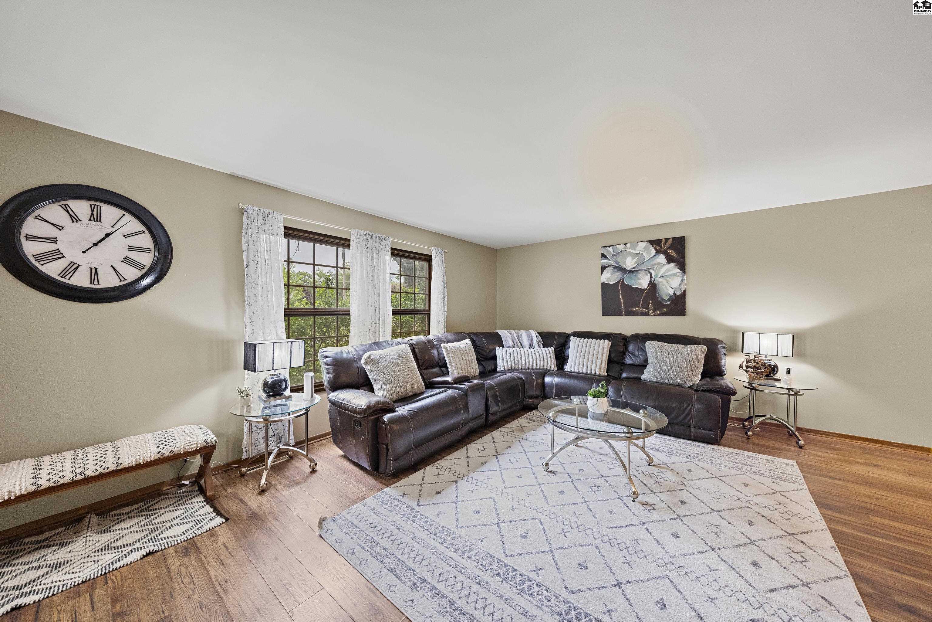 3103 Northwestern Avenue Hutchinson KS 67502