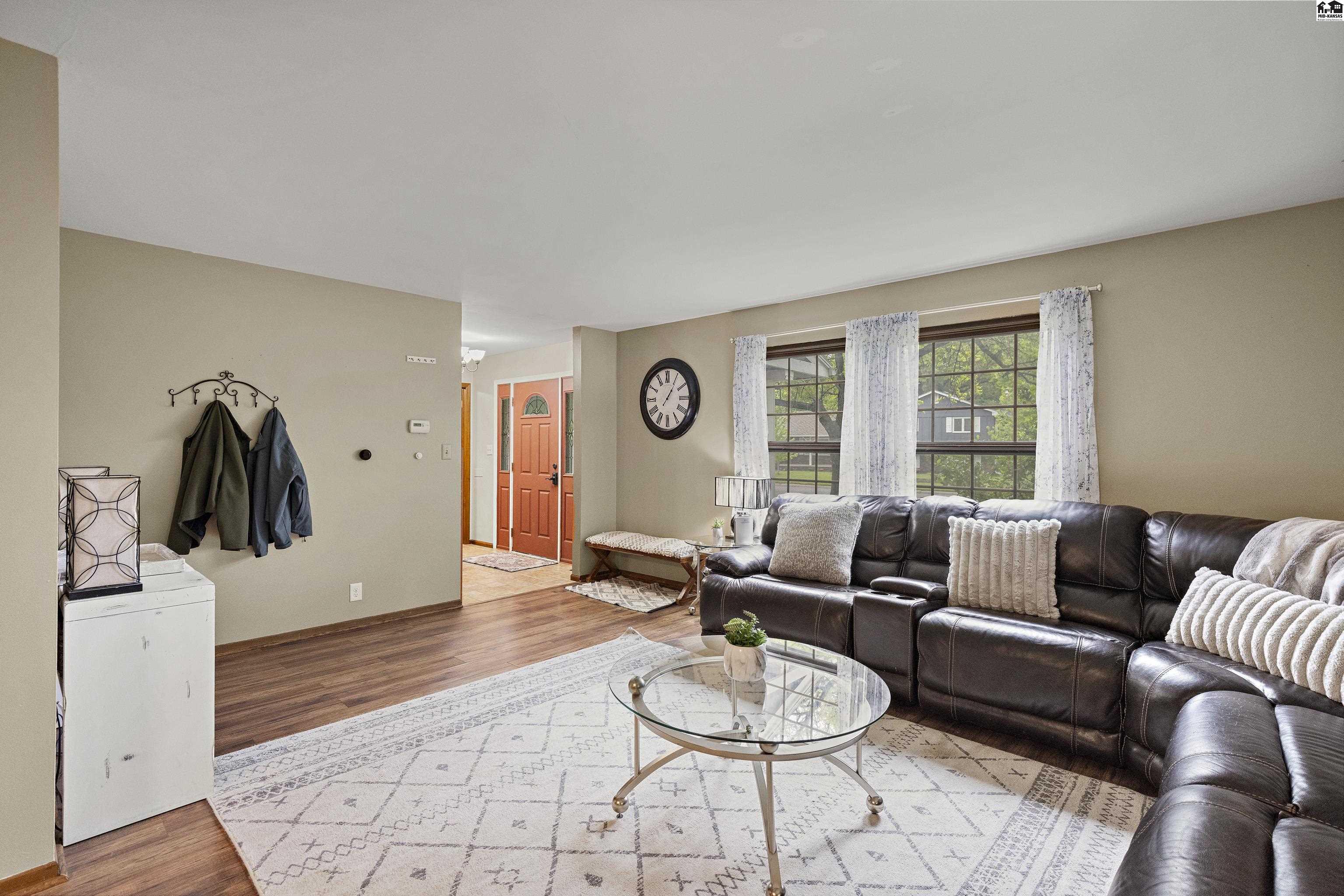 3103 Northwestern Avenue Hutchinson KS 67502