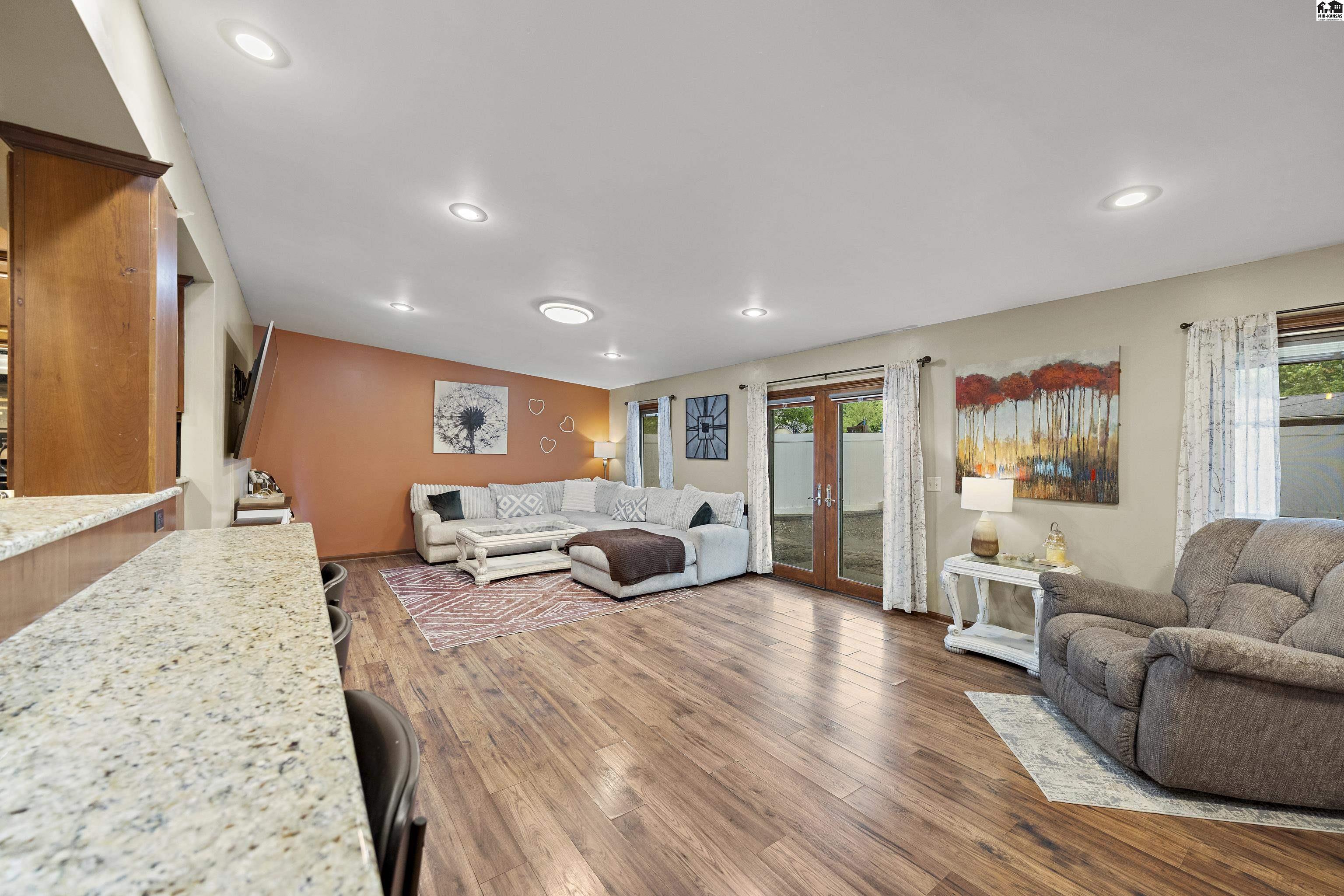 3103 Northwestern Avenue Hutchinson KS 67502