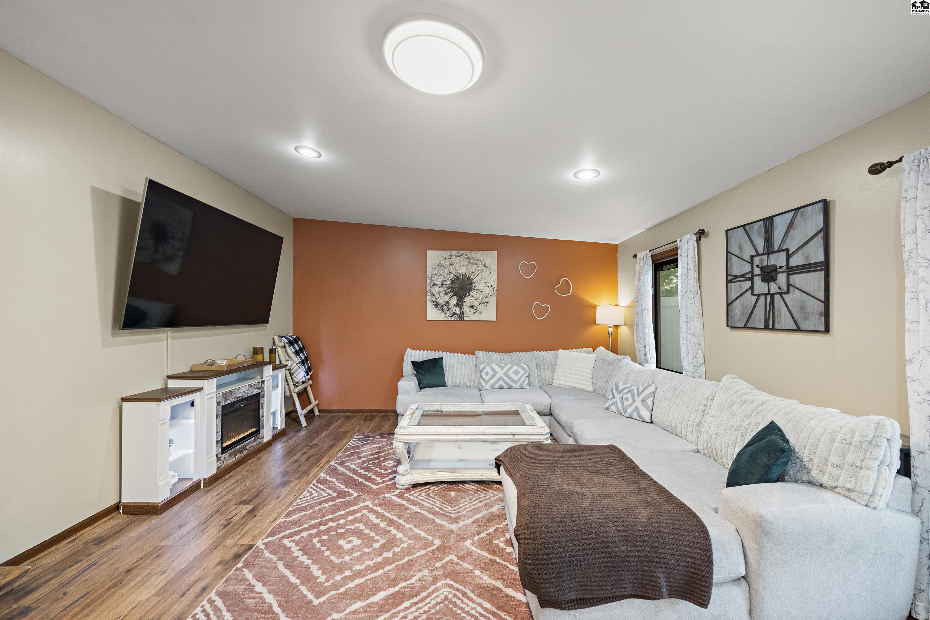 3103 Northwestern Avenue Hutchinson KS 67502