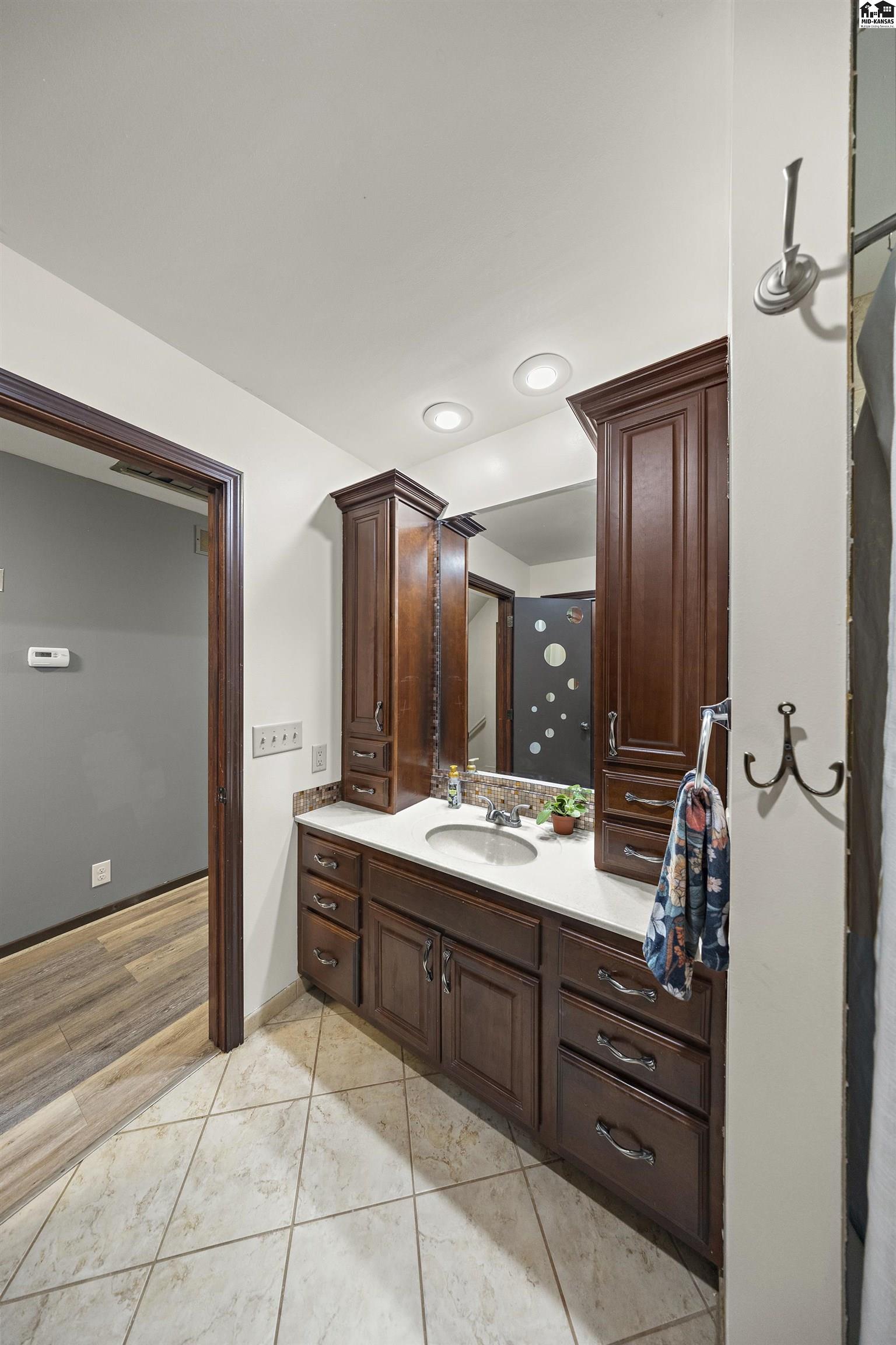 3103 Northwestern Avenue Hutchinson KS 67502