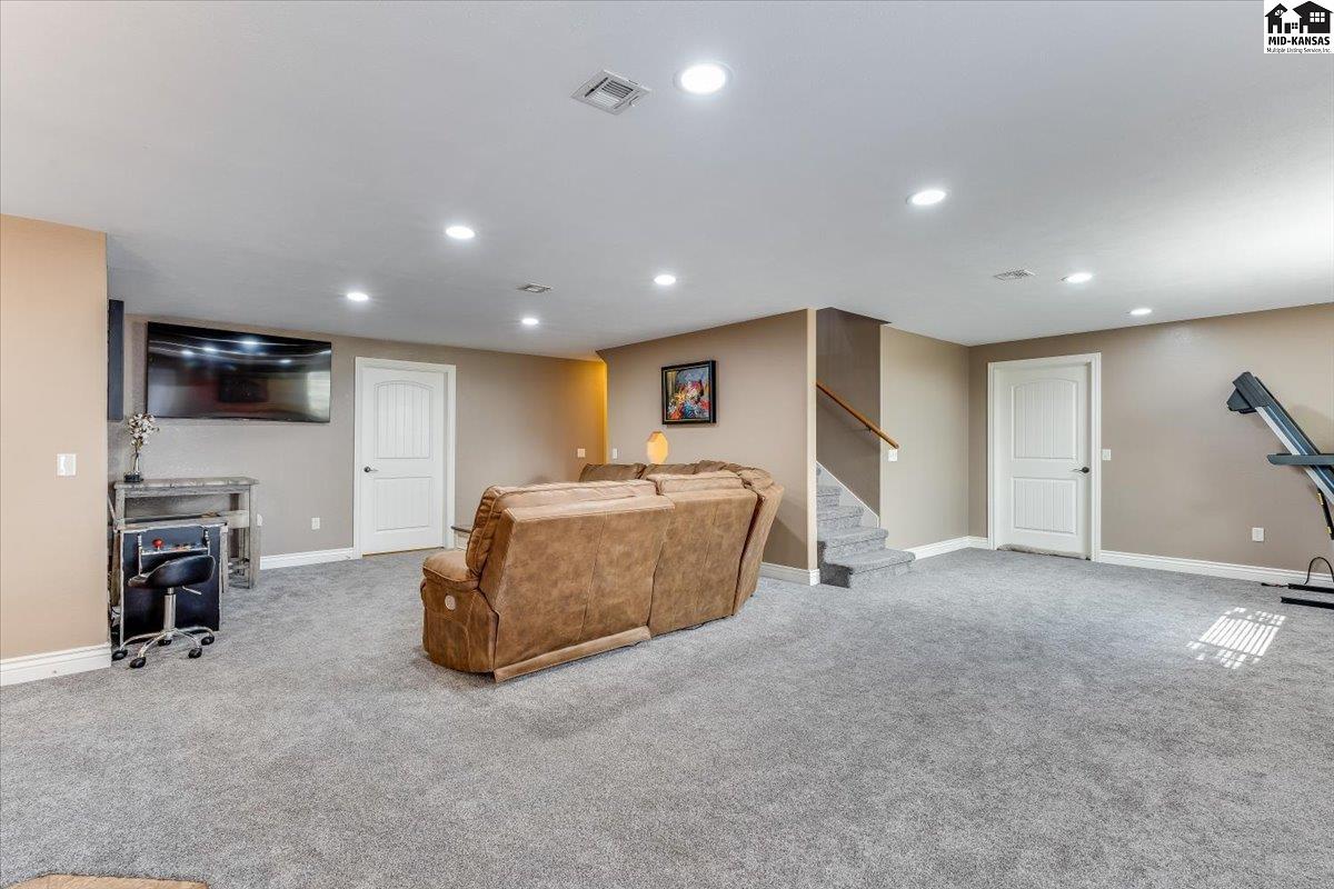 1310 N Wilshire Drive Hutchinson KS 67501