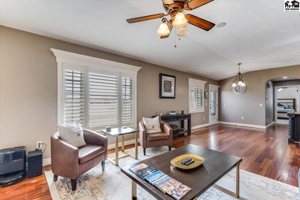 1310 N Wilshire Drive Hutchinson KS 67501