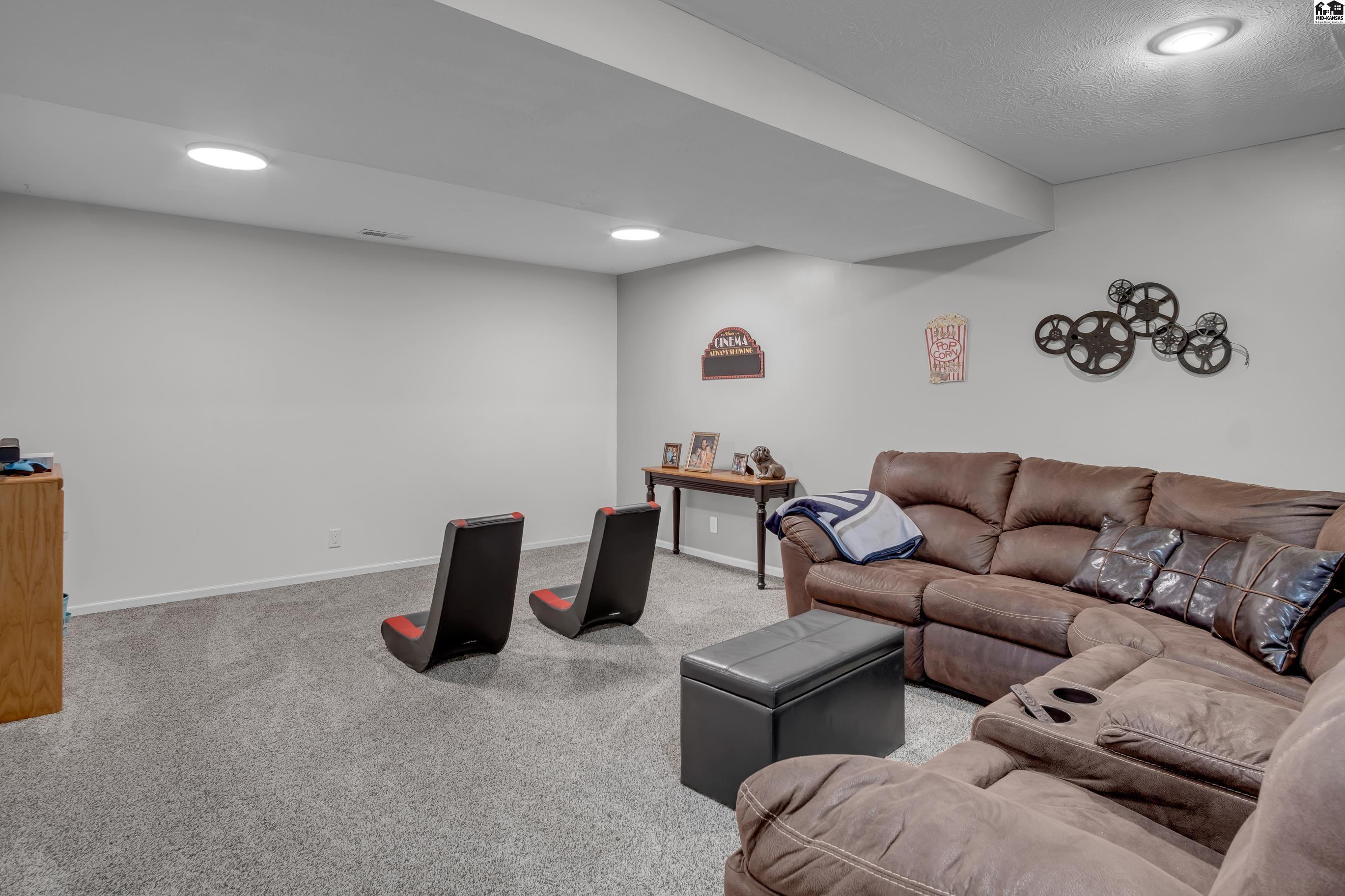 915 Tall Grass Drive Mcpherson KS 67460