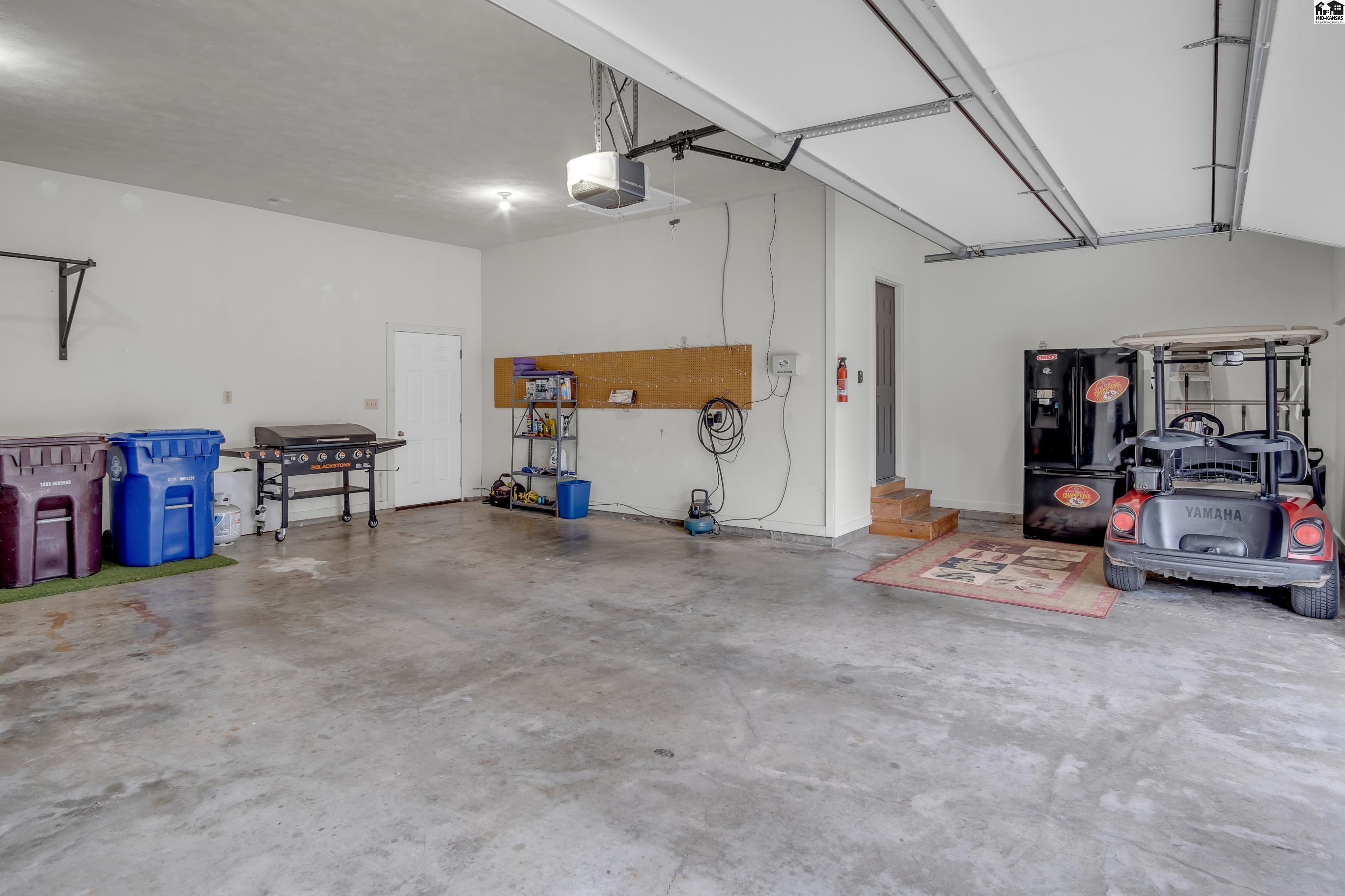 915 Tall Grass Drive Mcpherson KS 67460