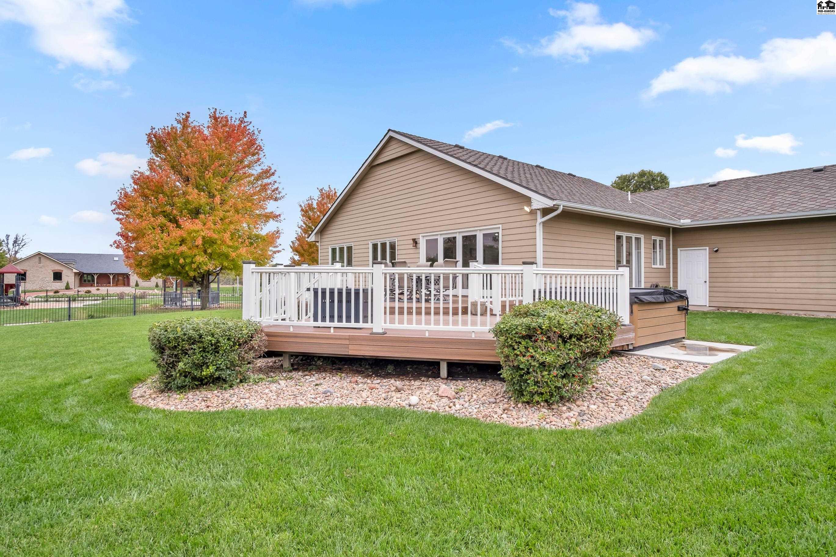 915 Tall Grass Drive Mcpherson KS 67460