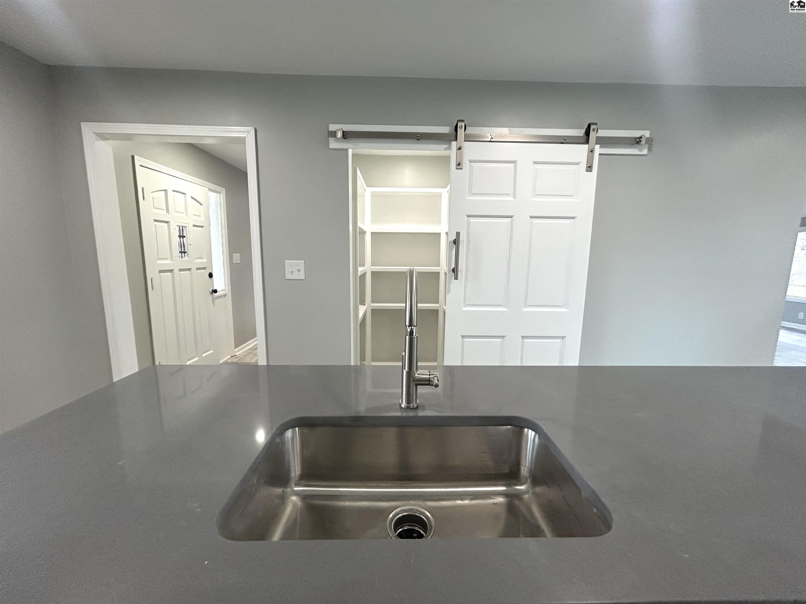 3507 N Lakeview Road Hutchinson KS 67502