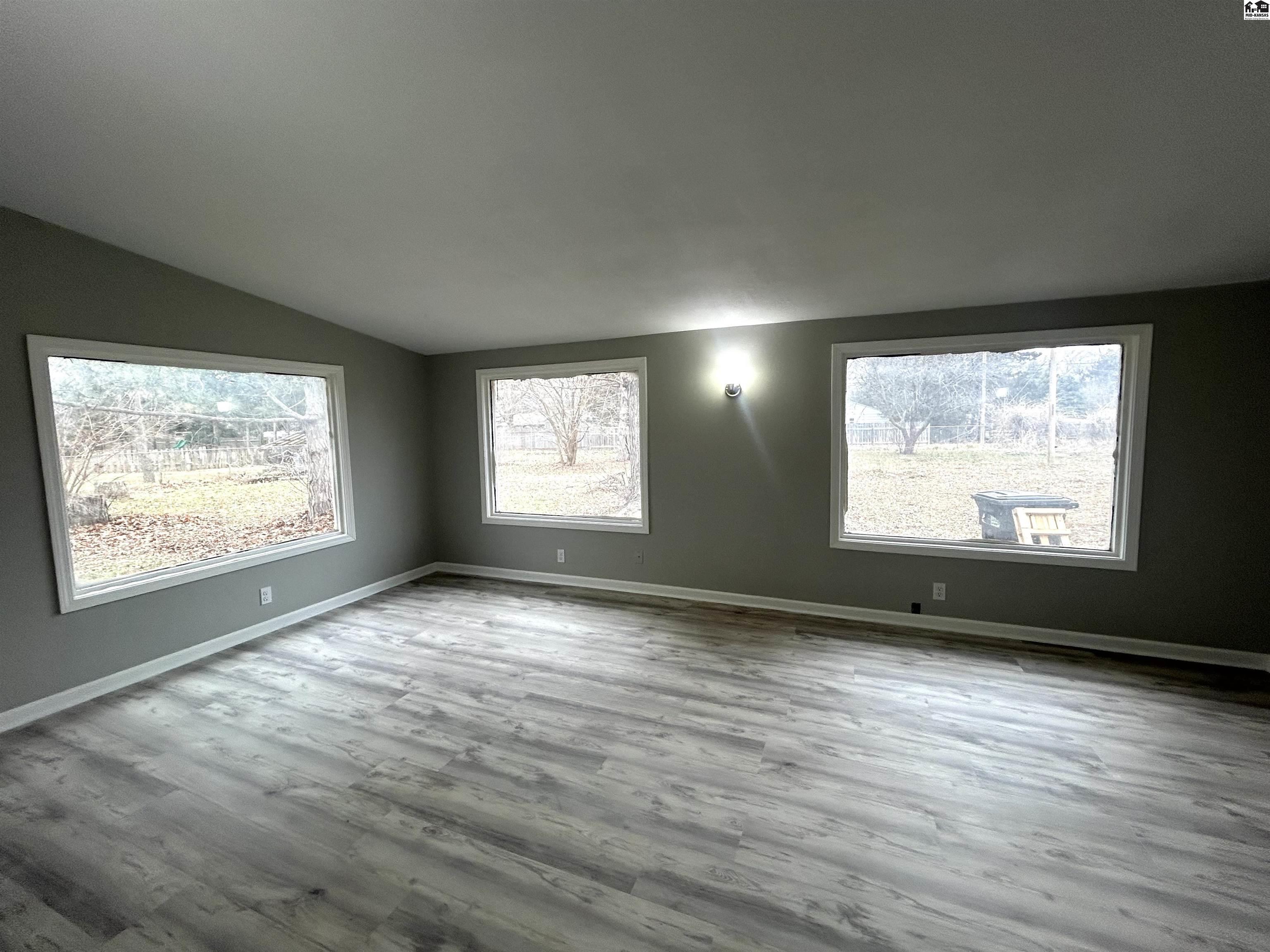 3507 N Lakeview Road Hutchinson KS 67502