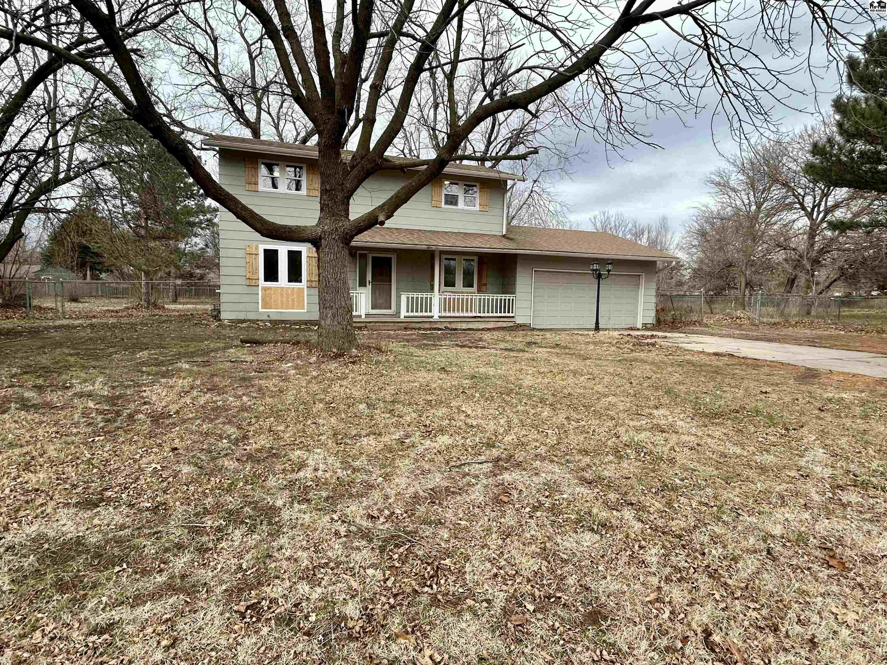 3507 N Lakeview Road Hutchinson KS 67502