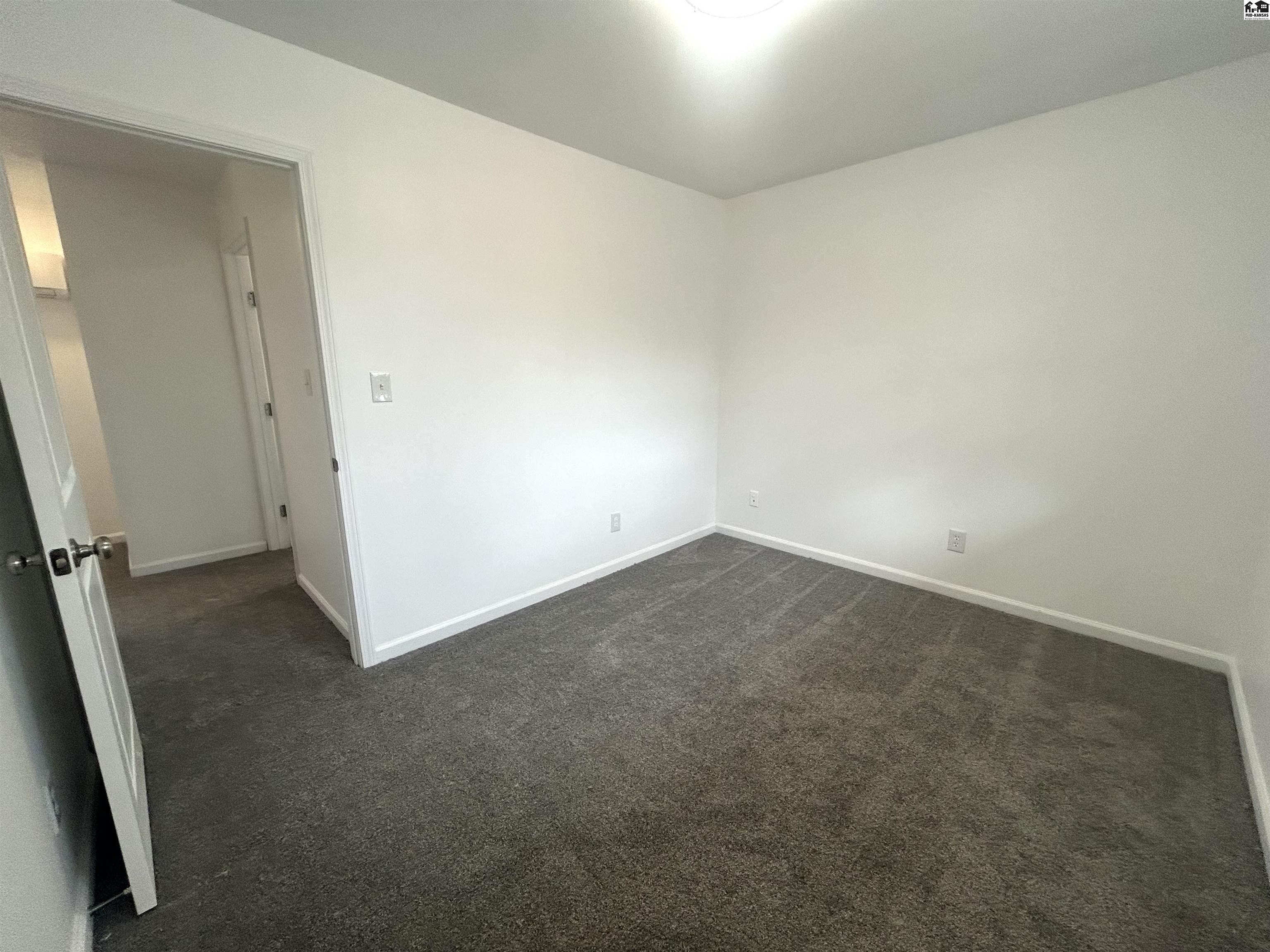 3507 N Lakeview Road Hutchinson KS 67502