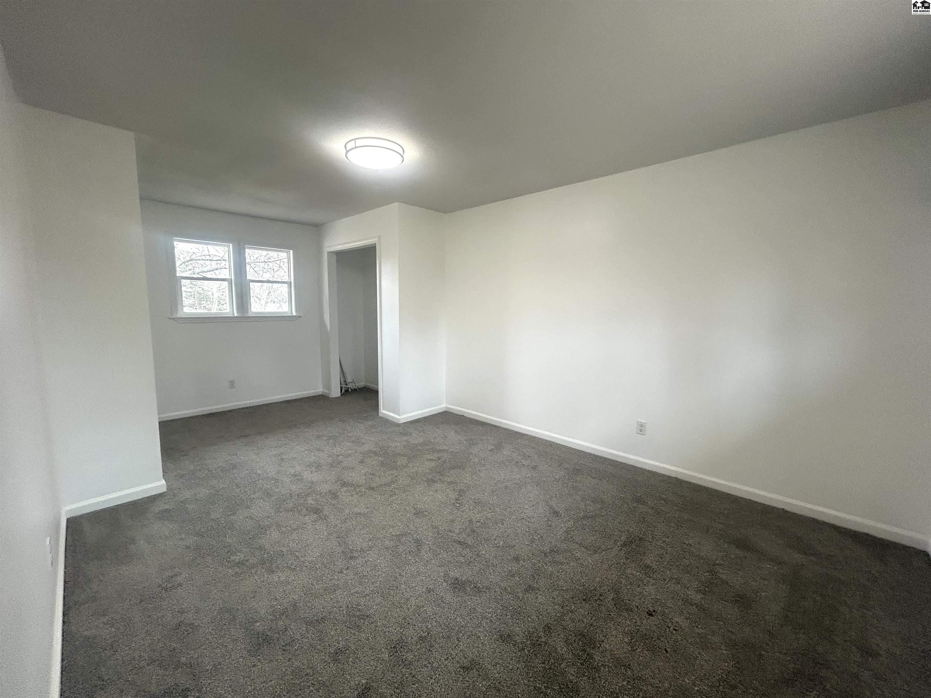 3507 N Lakeview Road Hutchinson KS 67502