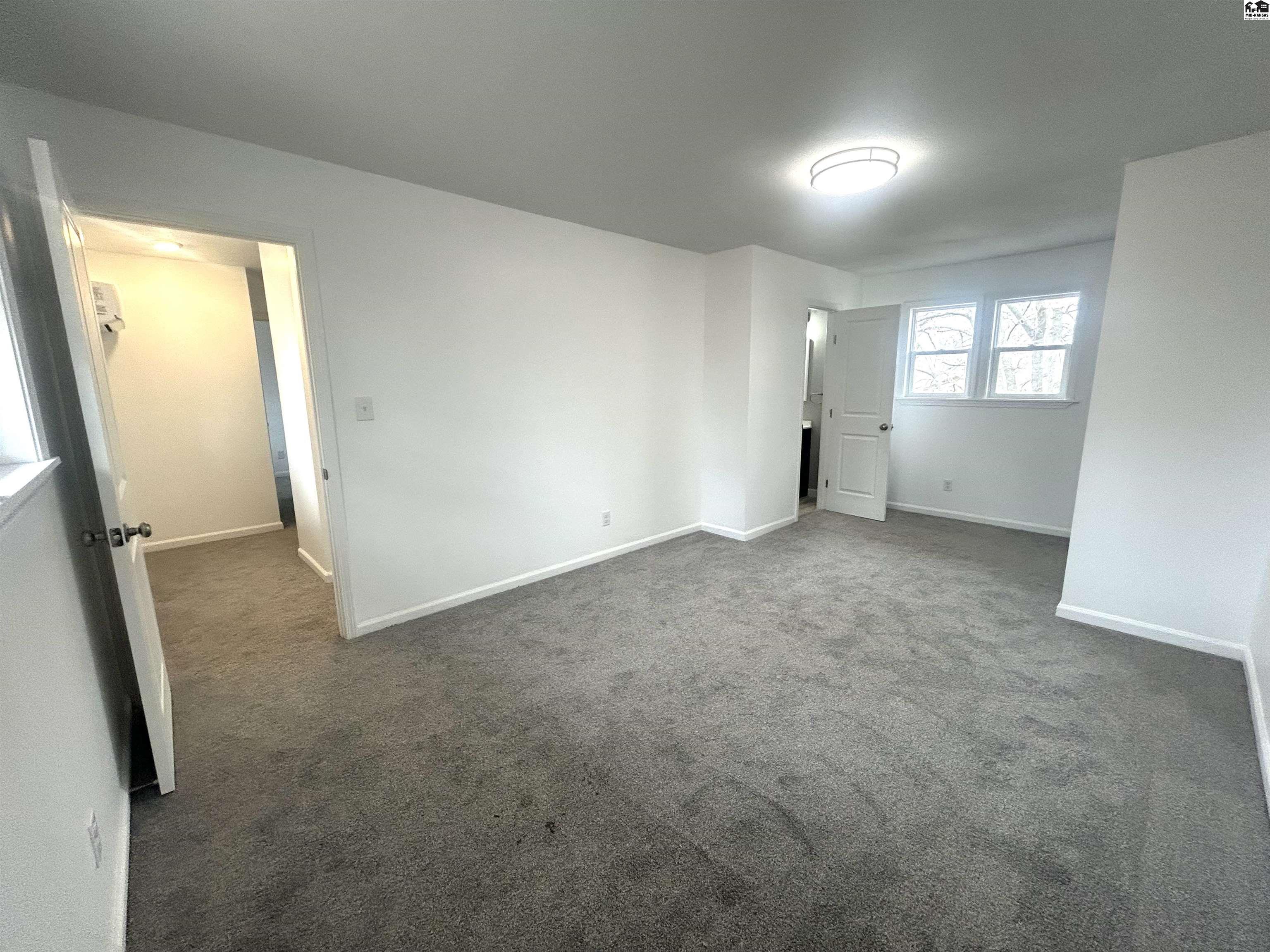 3507 N Lakeview Road Hutchinson KS 67502