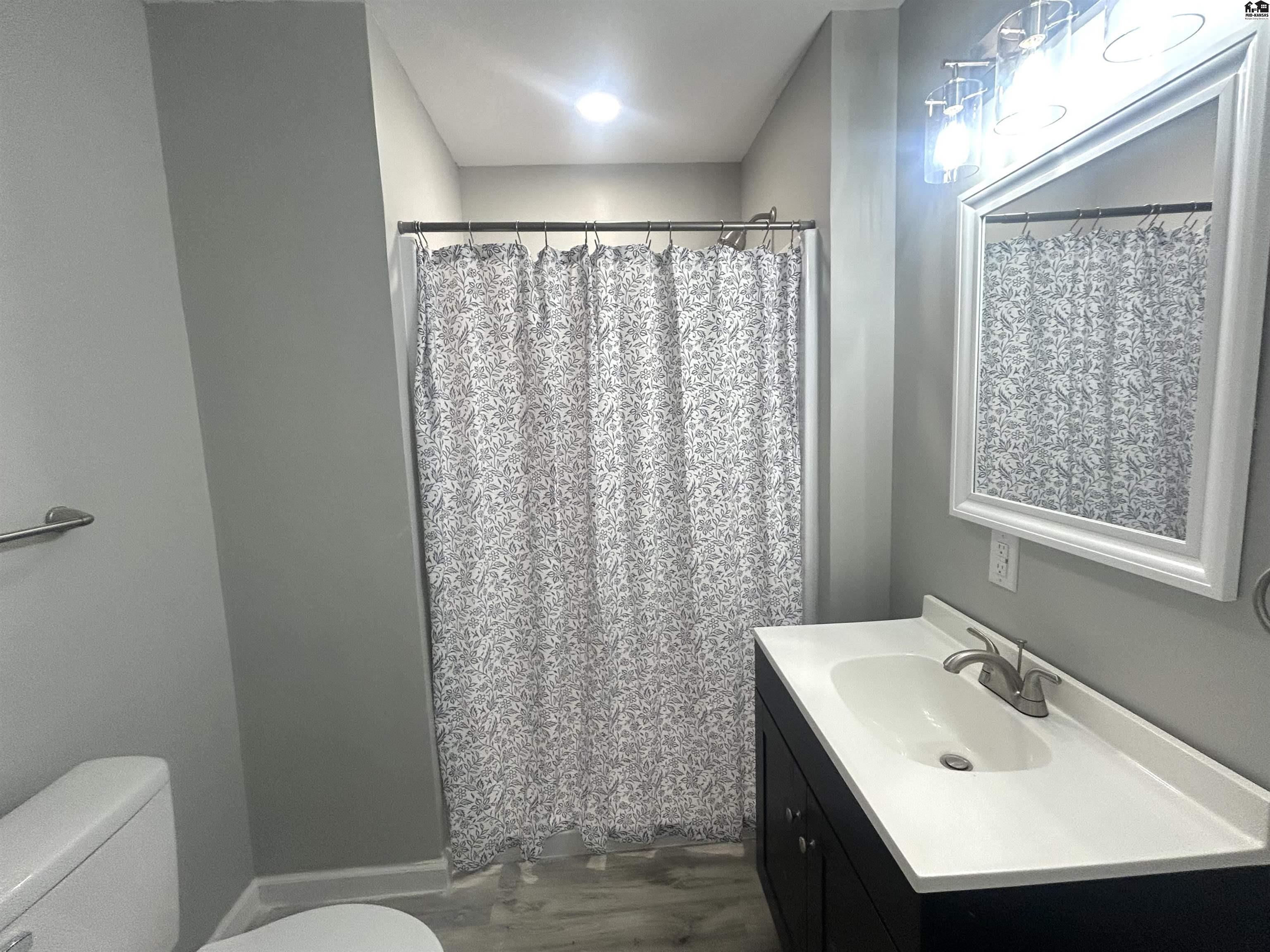 3507 N Lakeview Road Hutchinson KS 67502