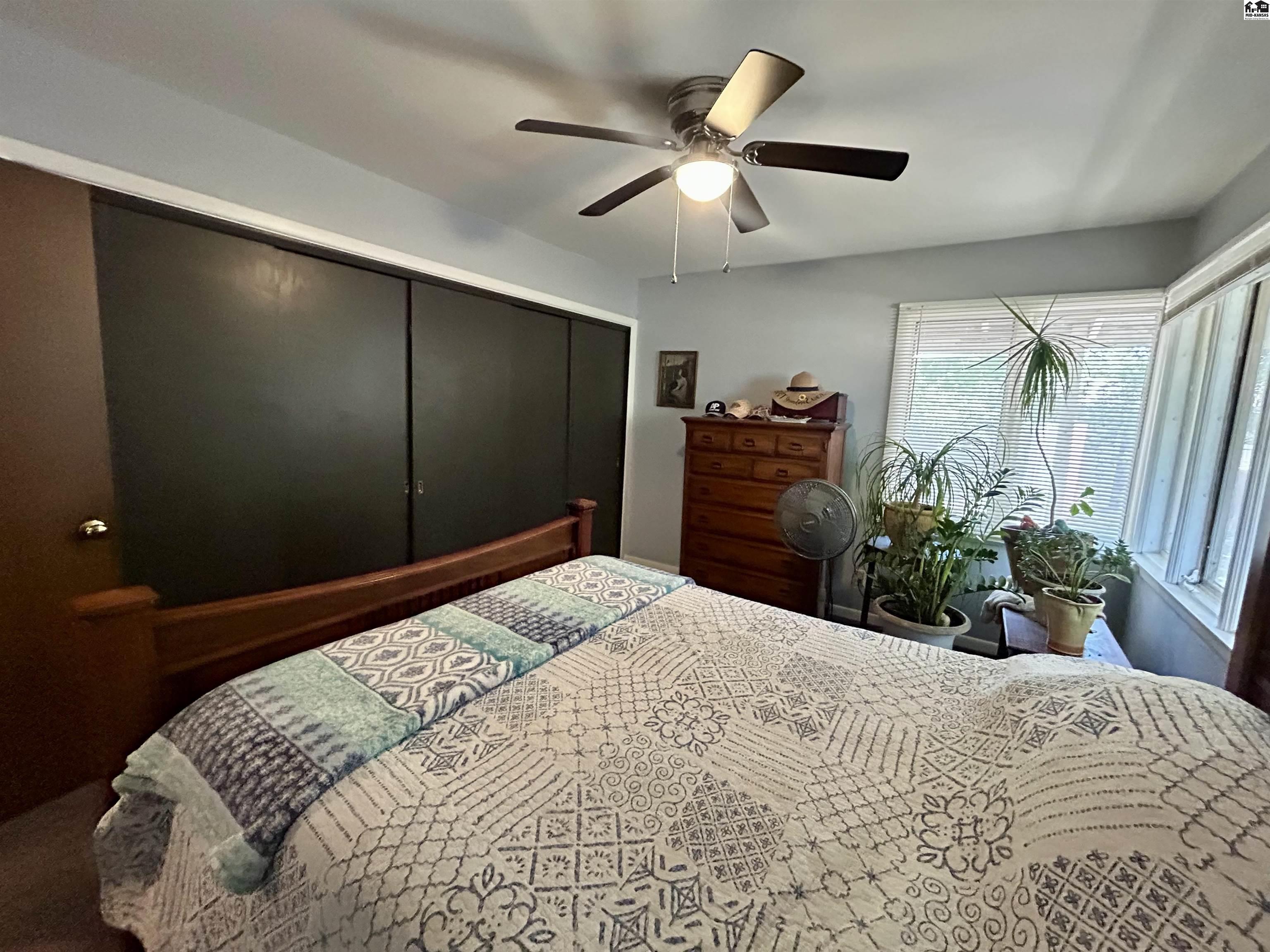 114 Carlton Road Hutchinson KS 67502