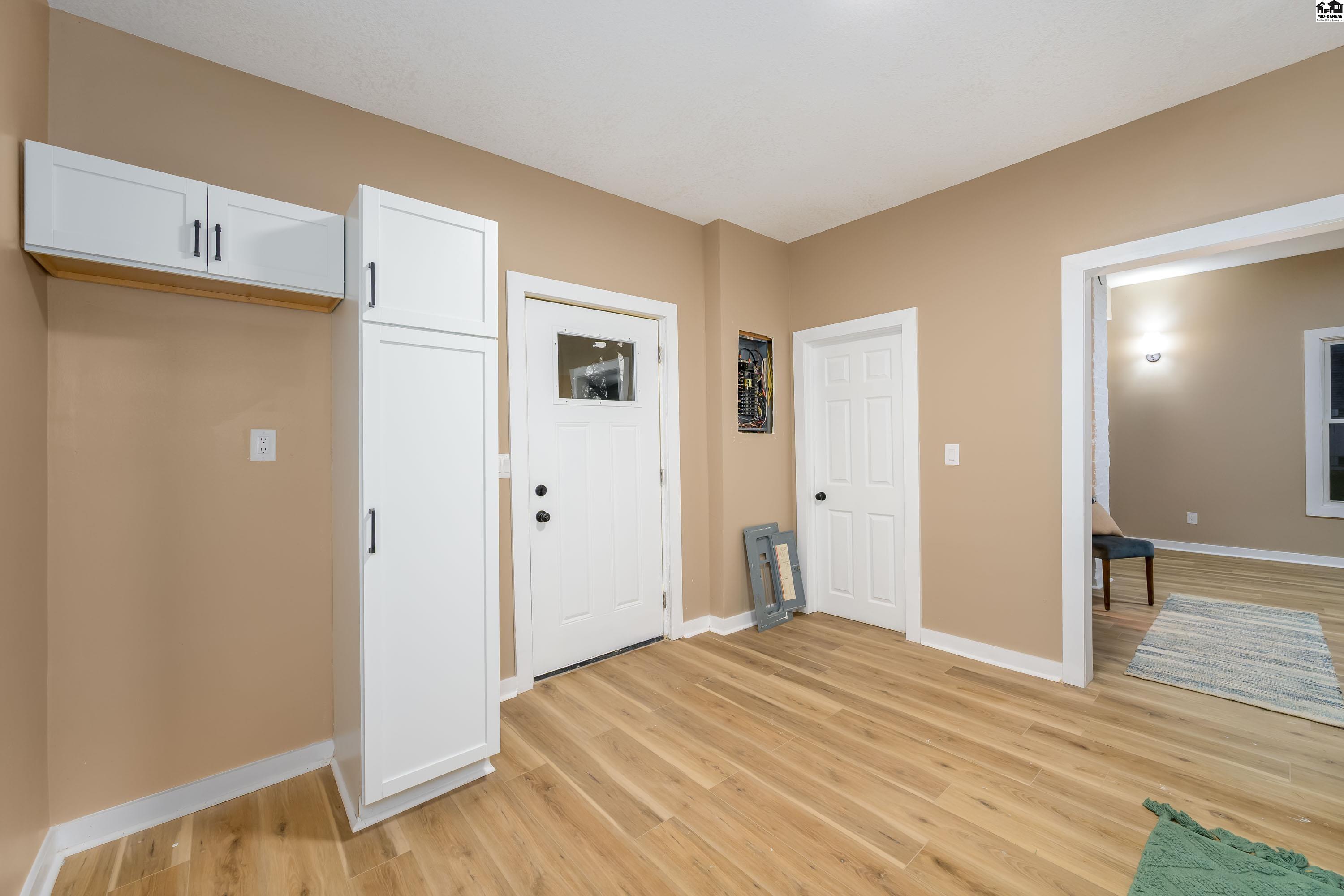 603 Spruce Street Halstead KS 67056-2410