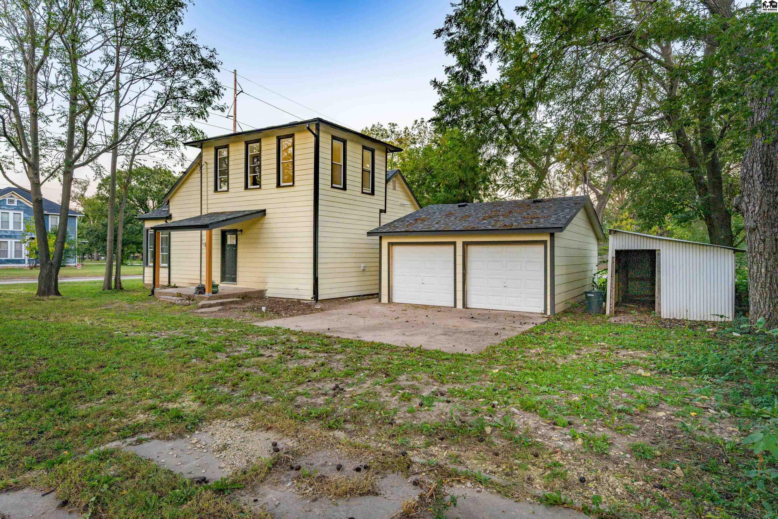 603 Spruce Street Halstead KS 67056-2410