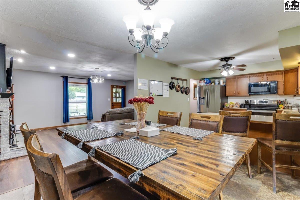 5821 Yucca Road Hutchinson KS 67502