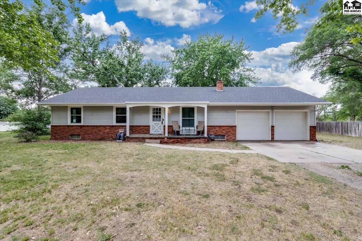 5821 Yucca Road Hutchinson KS 67502