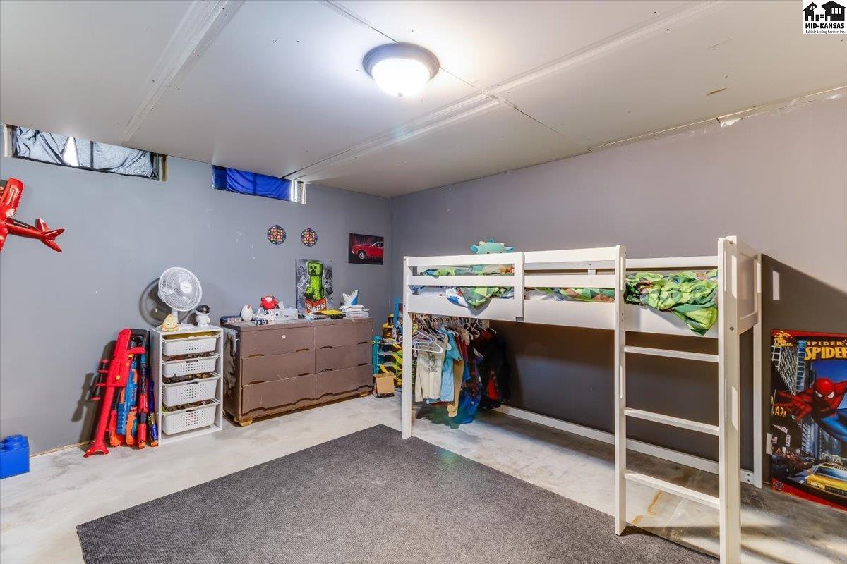 5821 Yucca Road Hutchinson KS 67502