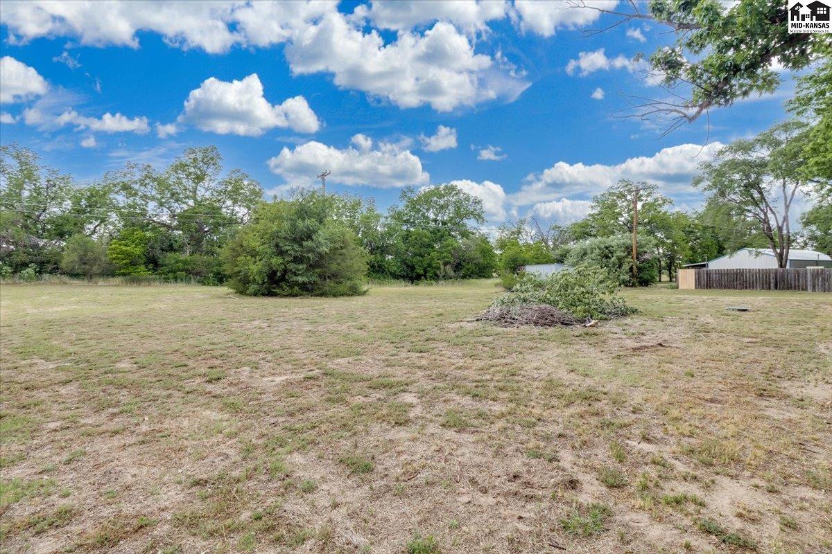 5821 Yucca Road Hutchinson KS 67502
