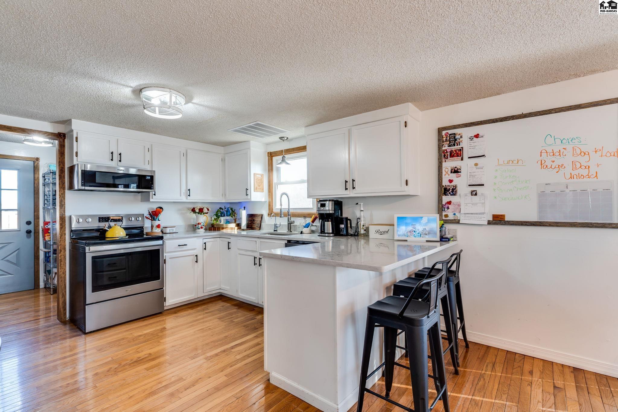 4106 N Shelburne Drive Hutchinson KS 67502