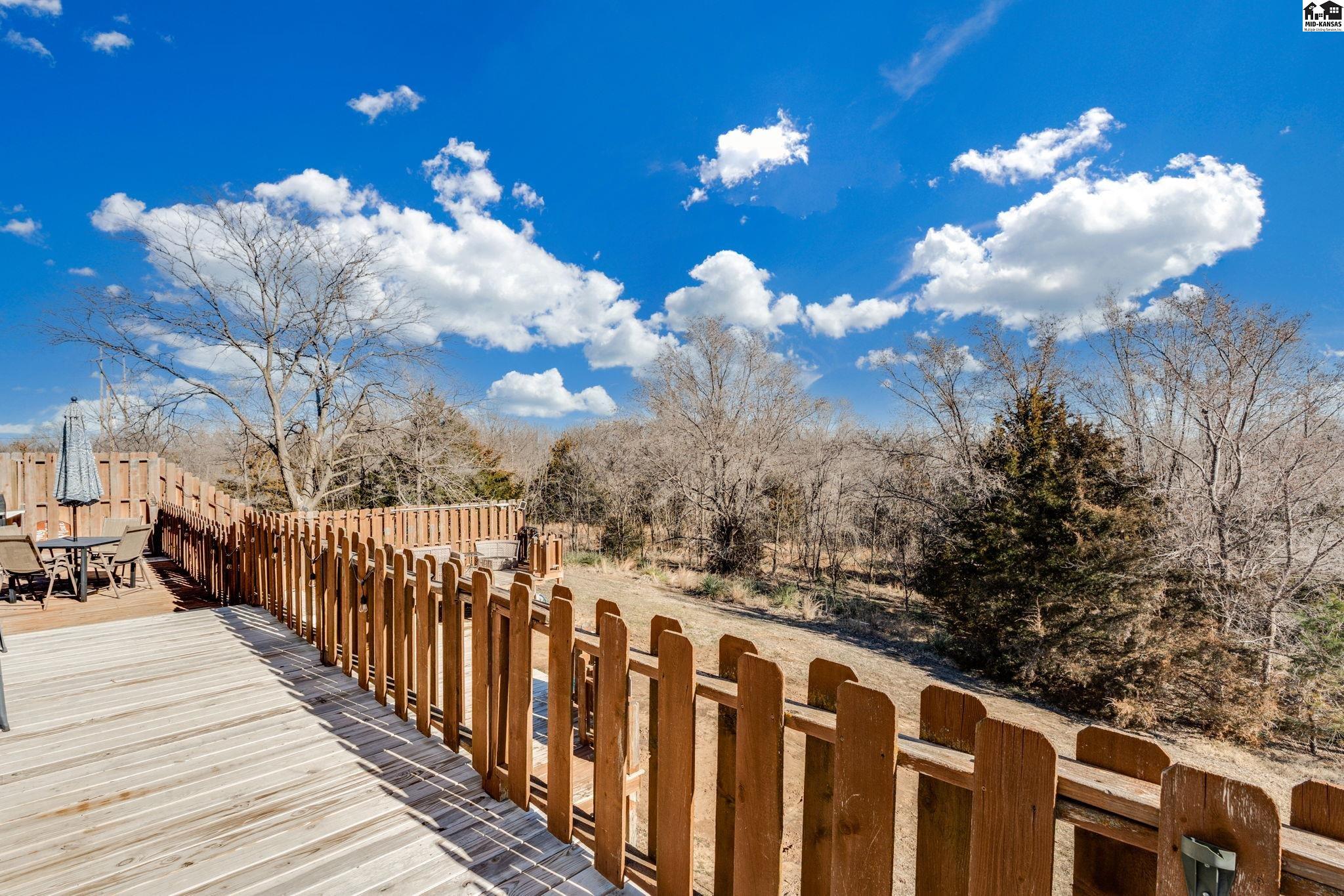 4106 N Shelburne Drive Hutchinson KS 67502