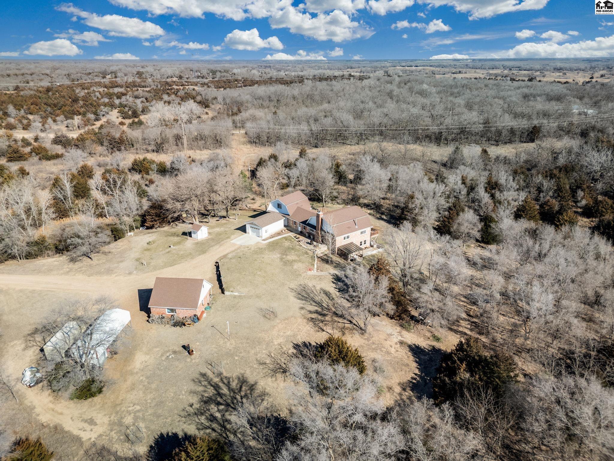 4106 N Shelburne Drive Hutchinson KS 67502