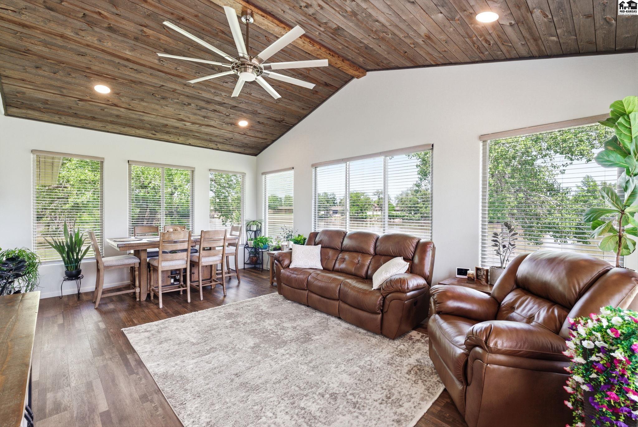 4 Waterbrook Terrace South Hutchinson KS 67505