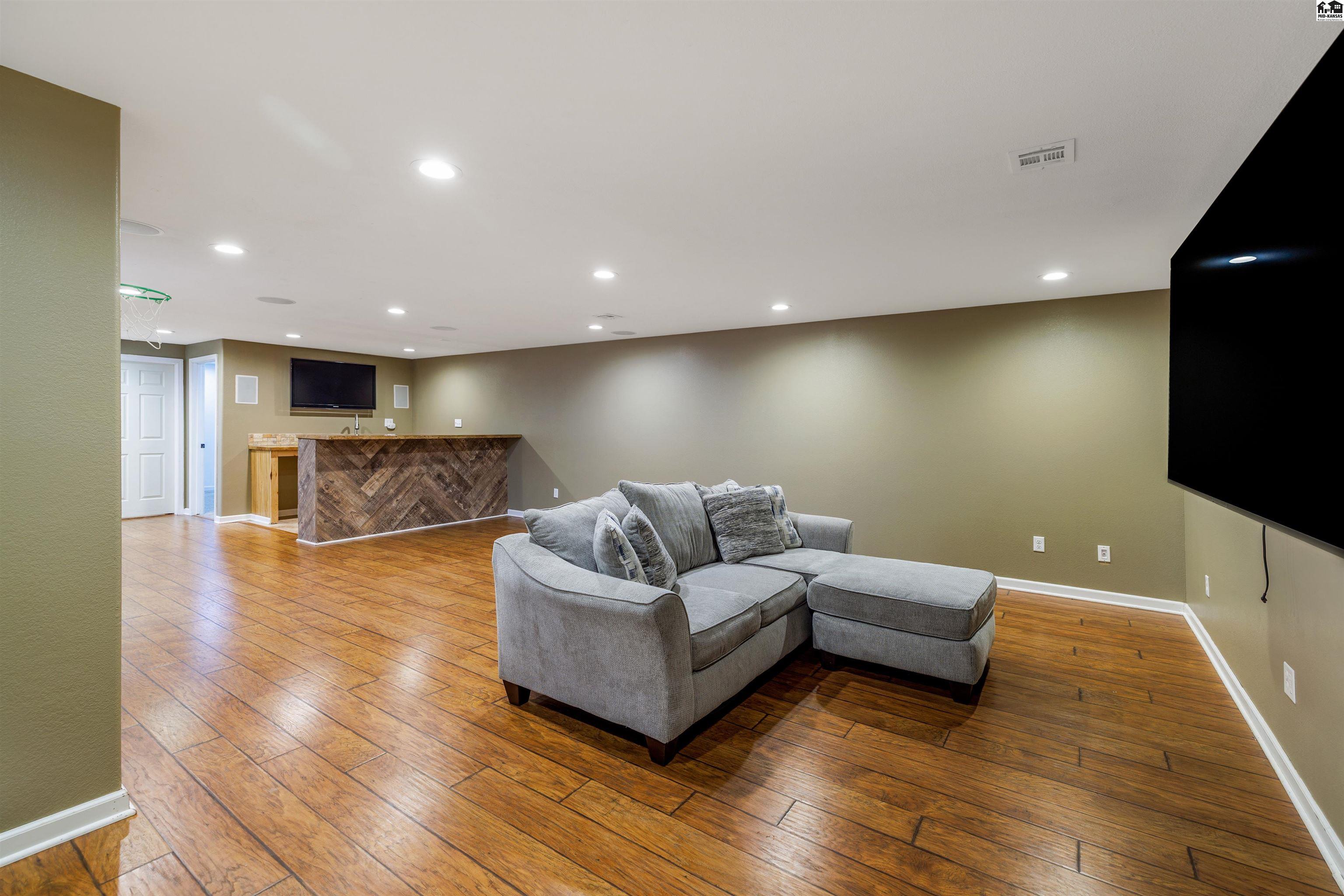 1001 E 36th Avenue Hutchinson KS 67502