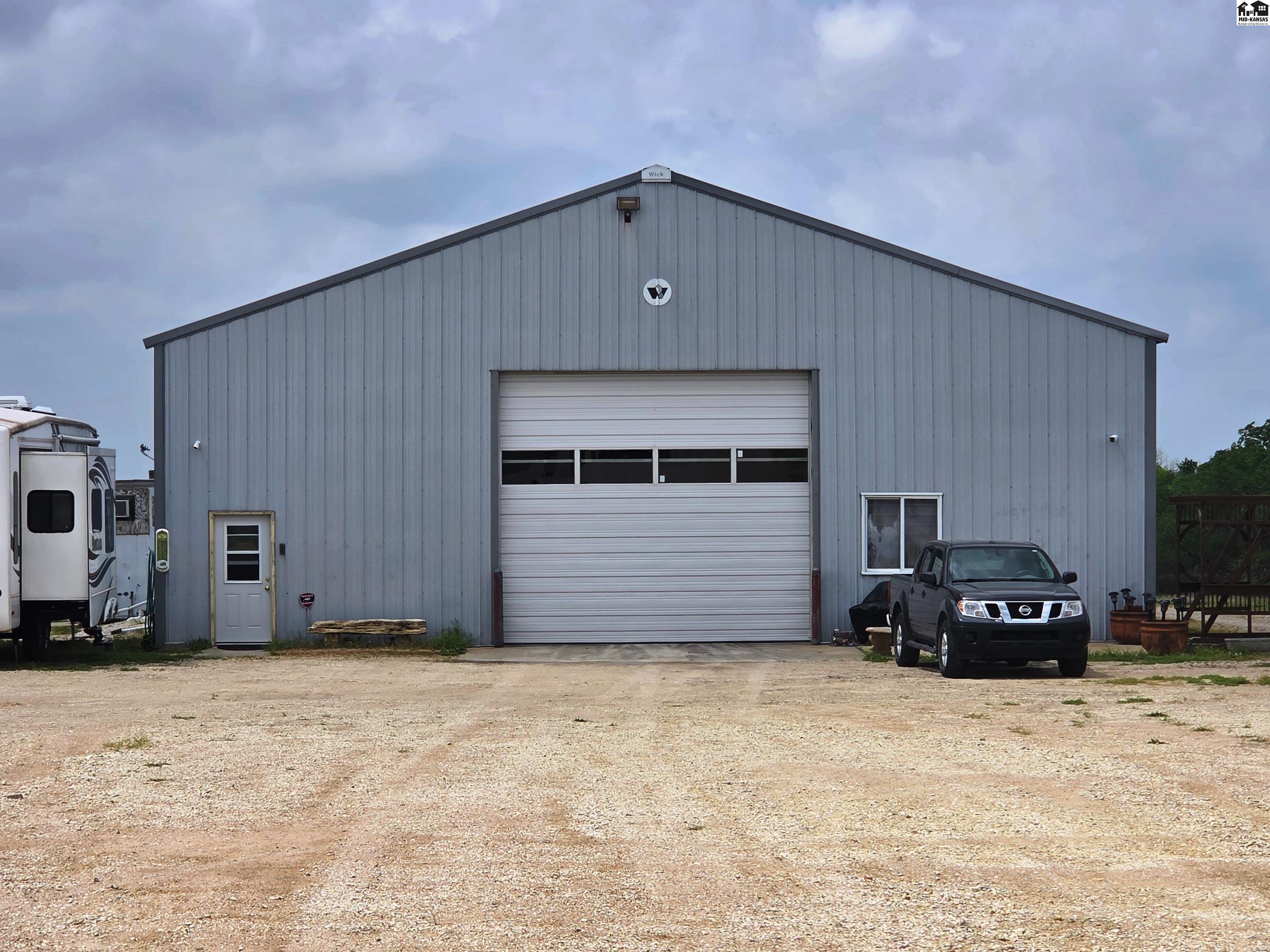 1885 Upland Road Marion KS 66861