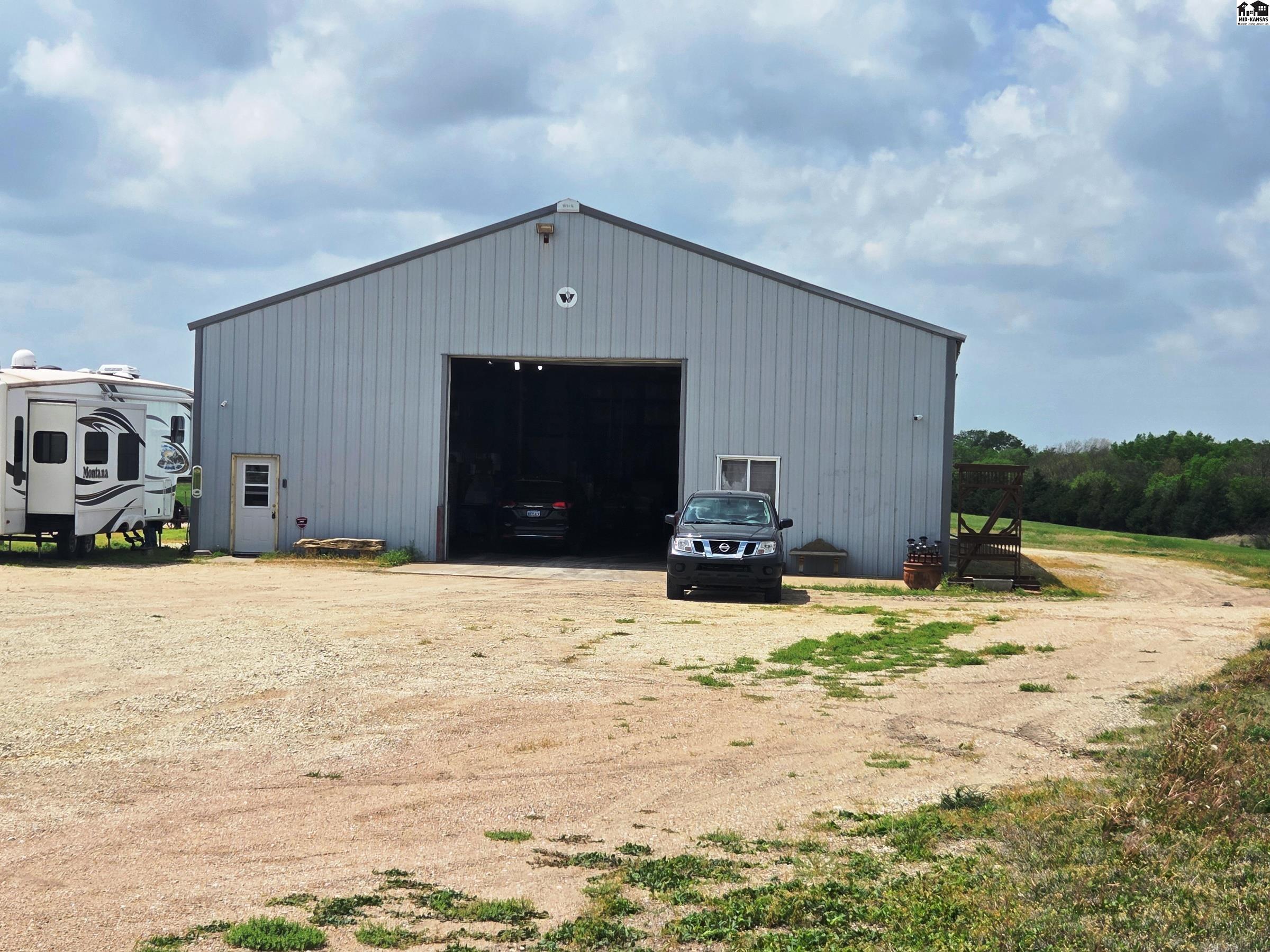 1885 Upland Road Marion KS 66861