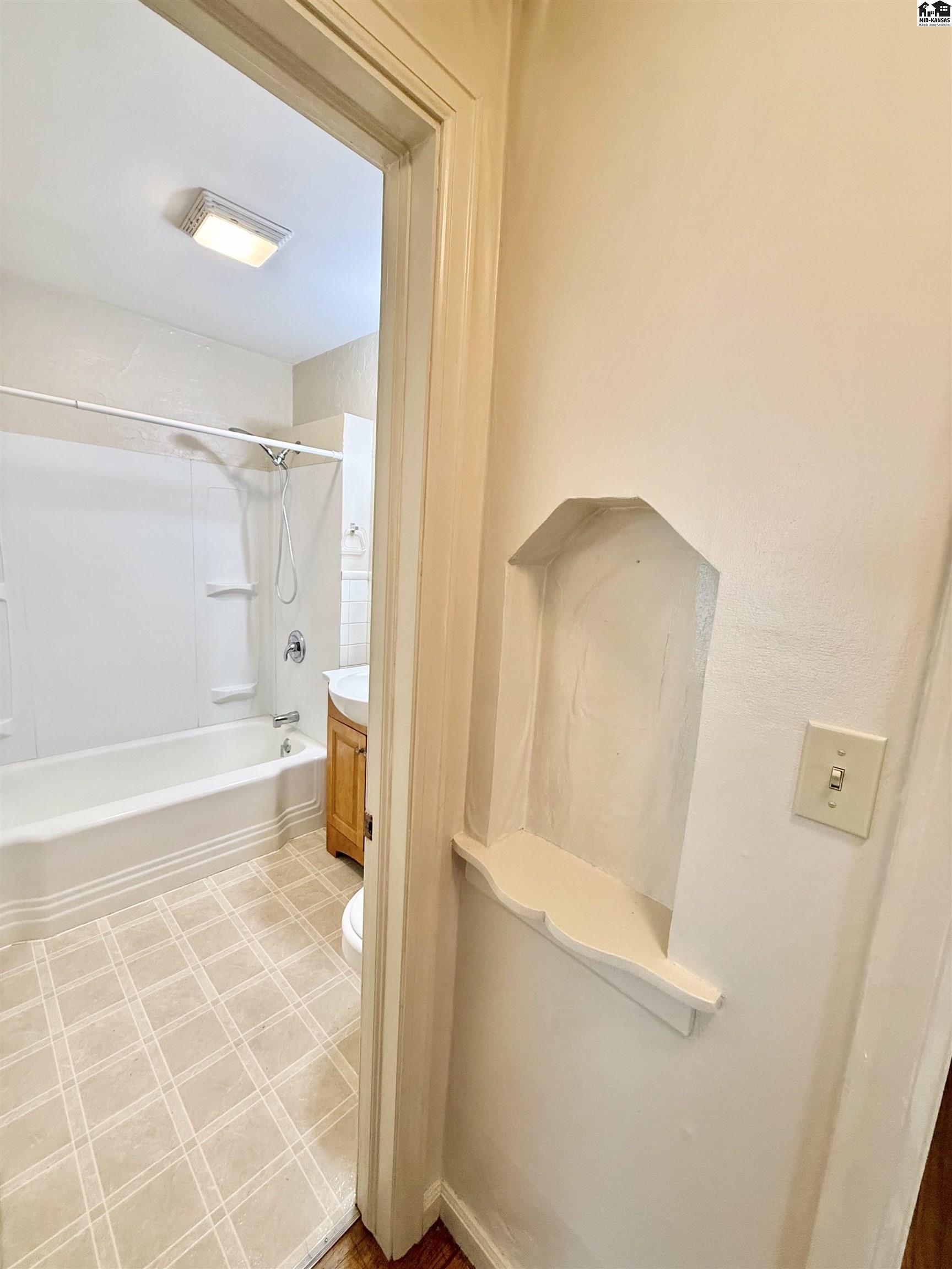 336 E Loomis Street Mcpherson KS 67460