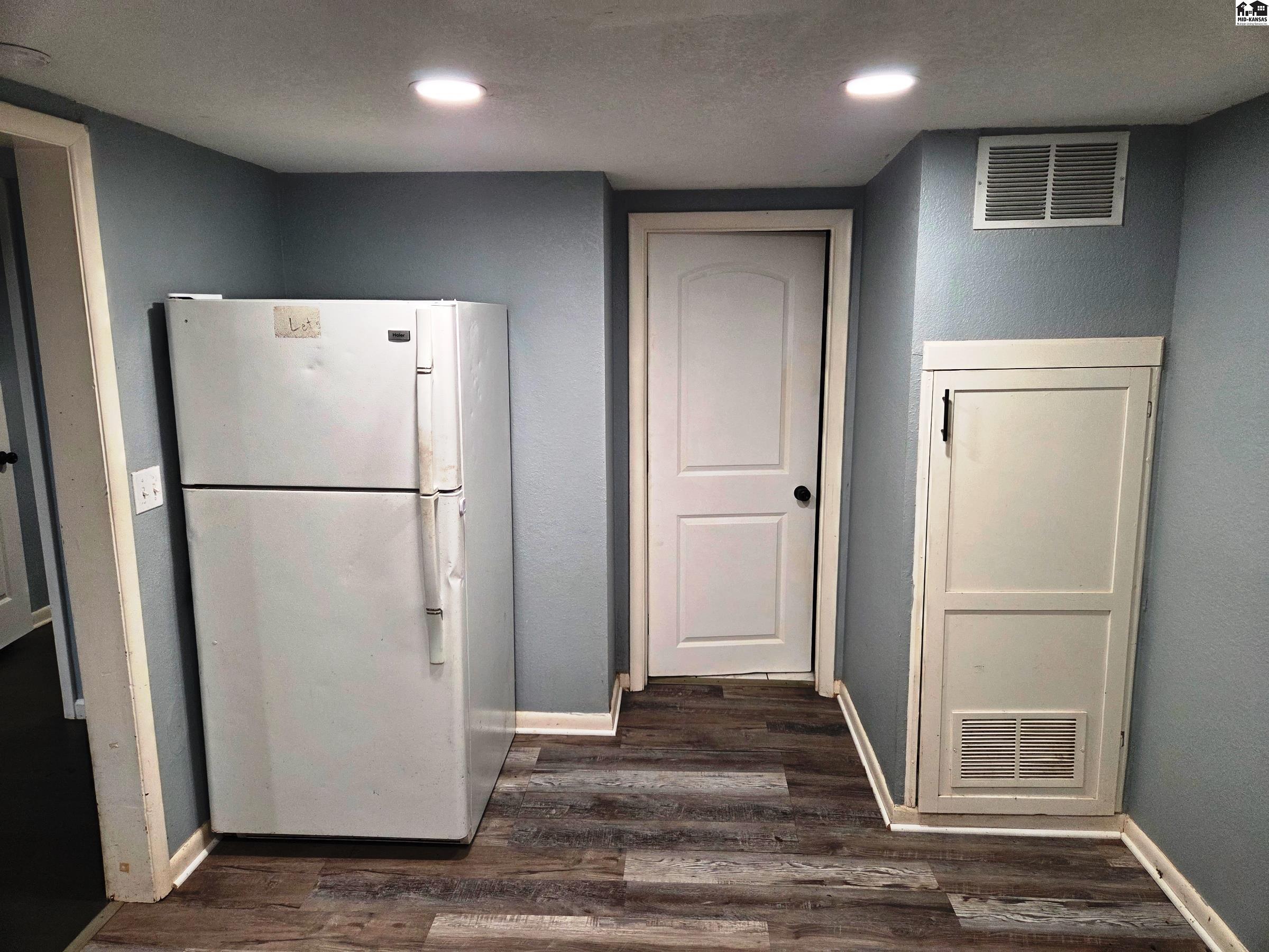 918 S Sedgwick Street Wichita KS 67213