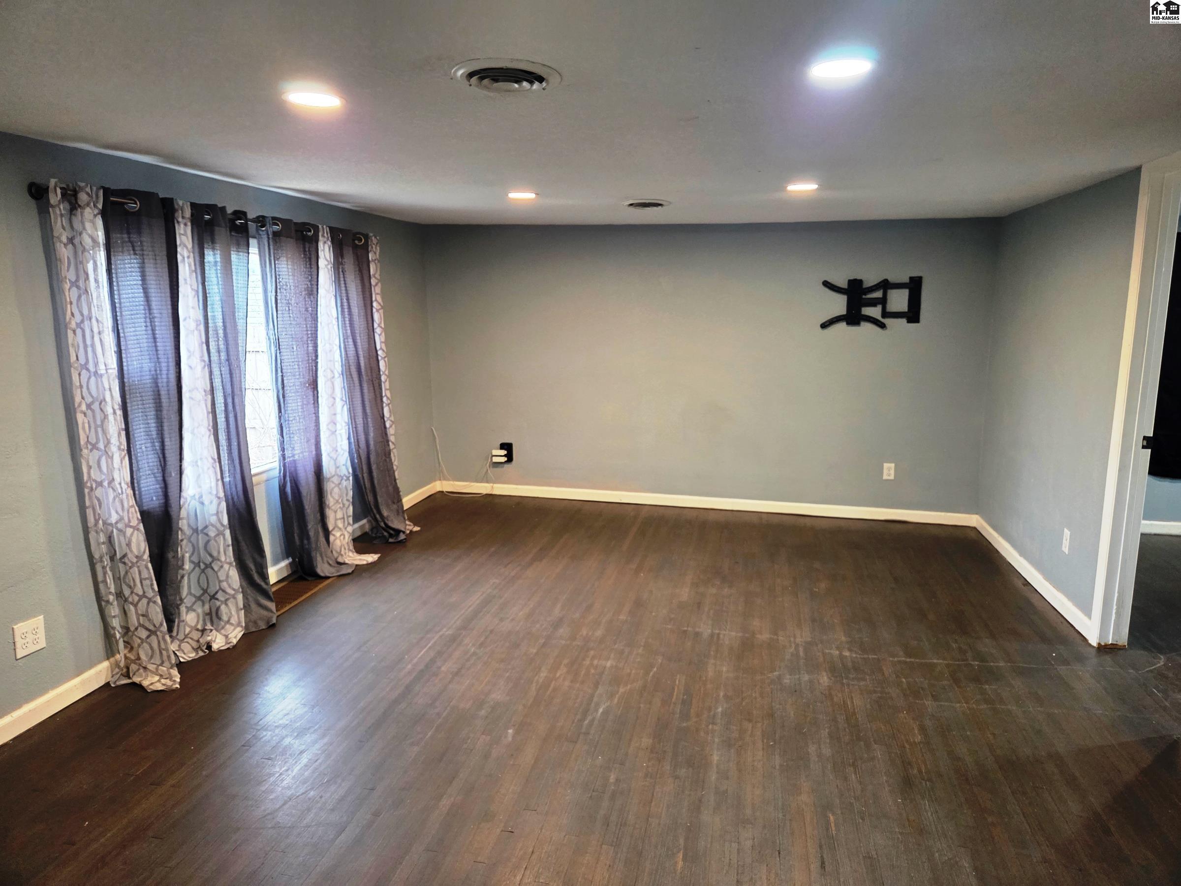 918 S Sedgwick Street Wichita KS 67213