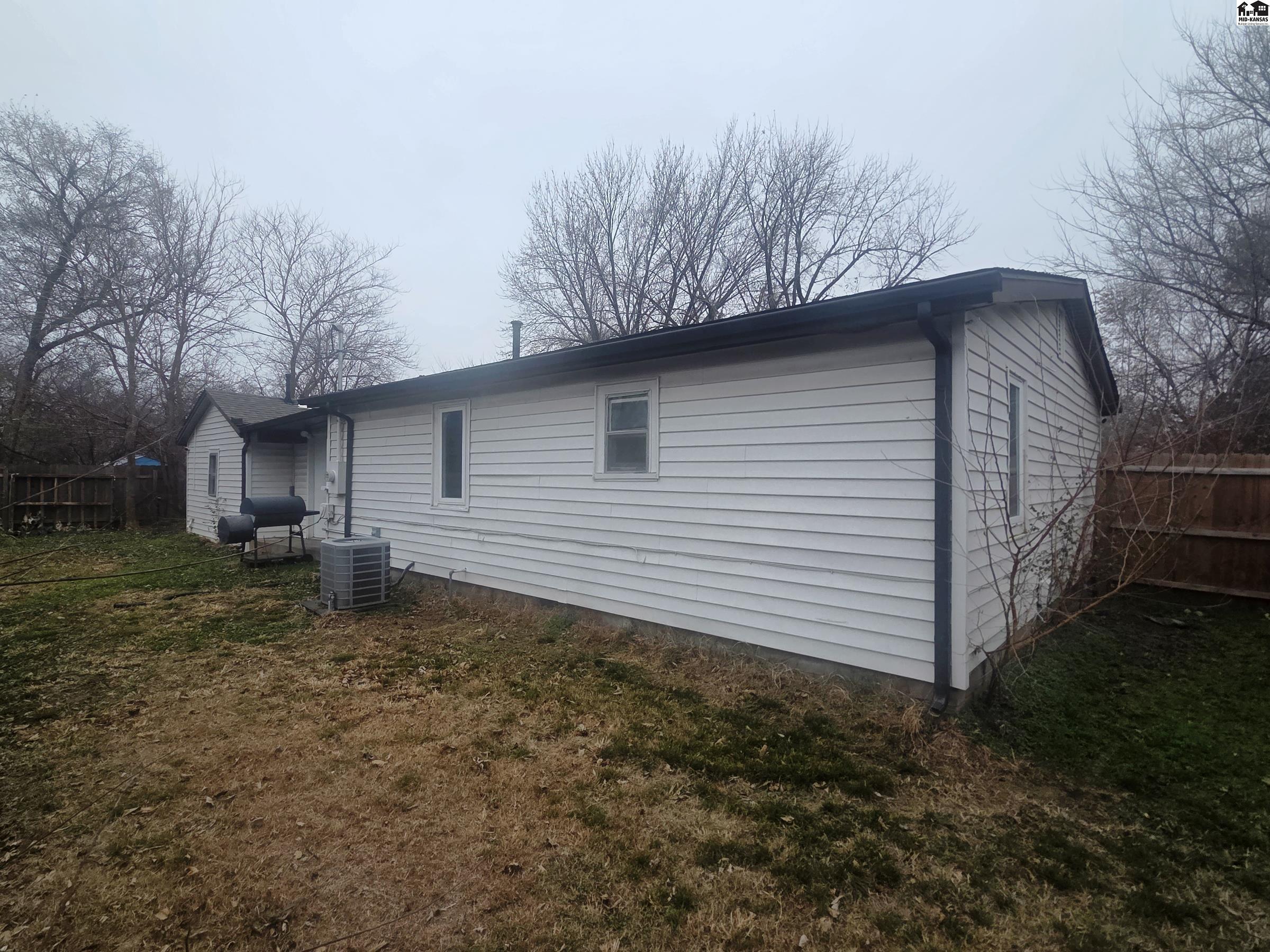 918 S Sedgwick Street Wichita KS 67213