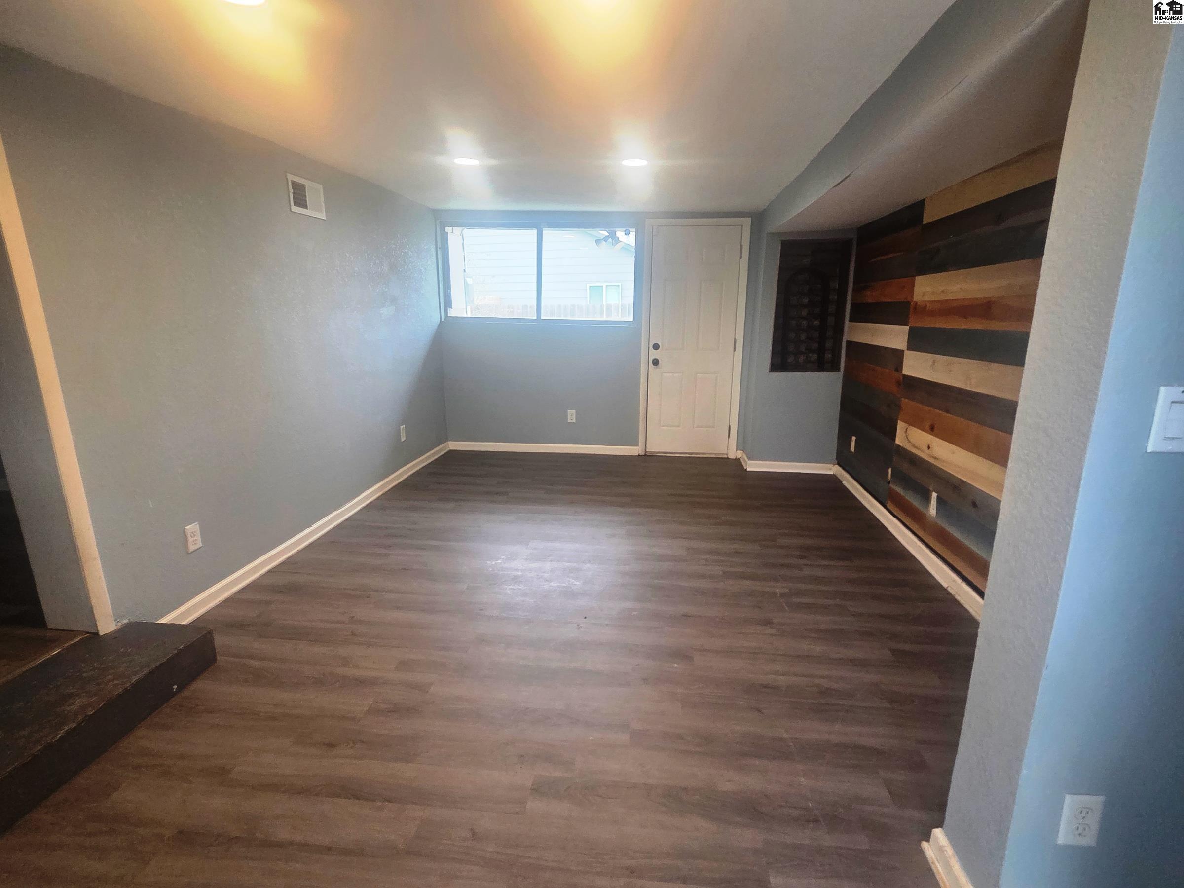 918 S Sedgwick Street Wichita KS 67213