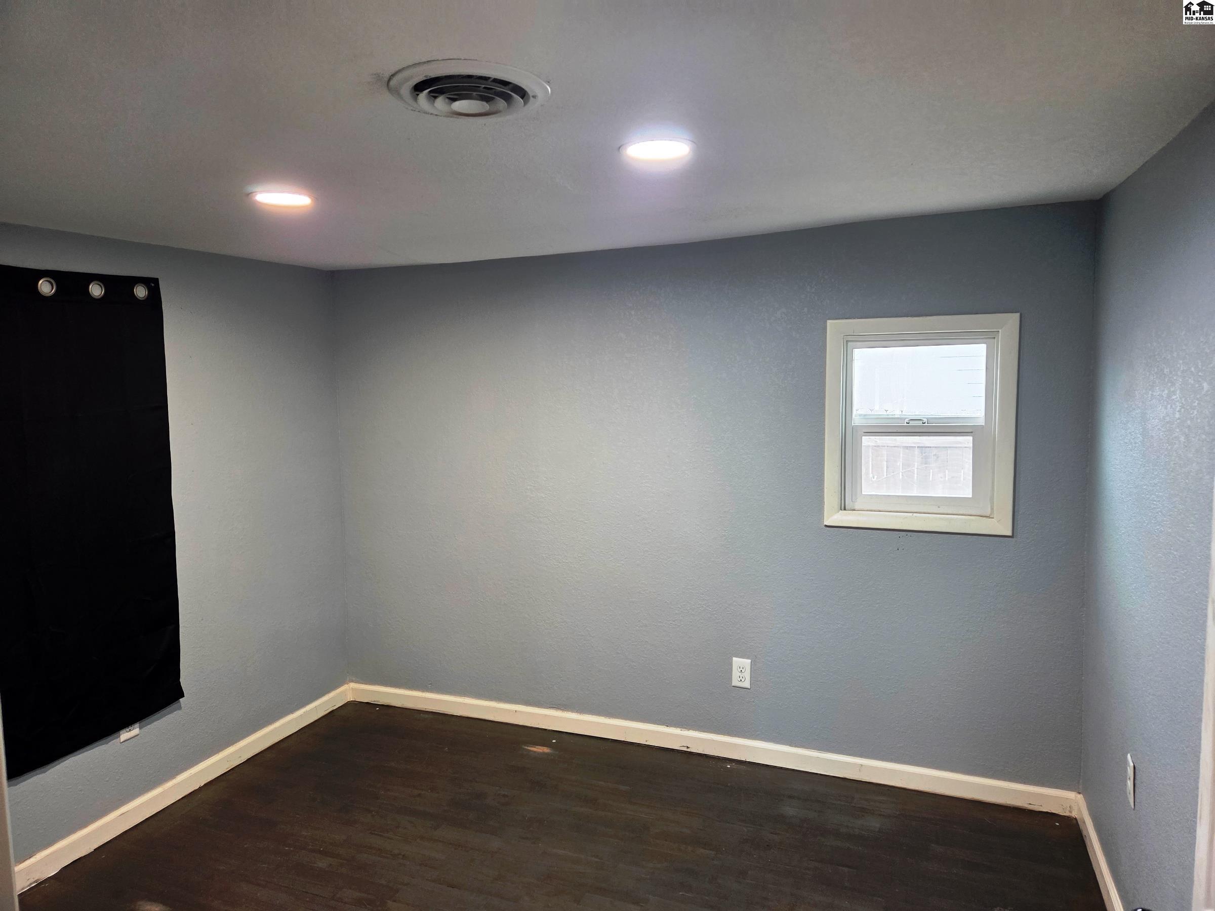 918 S Sedgwick Street Wichita KS 67213