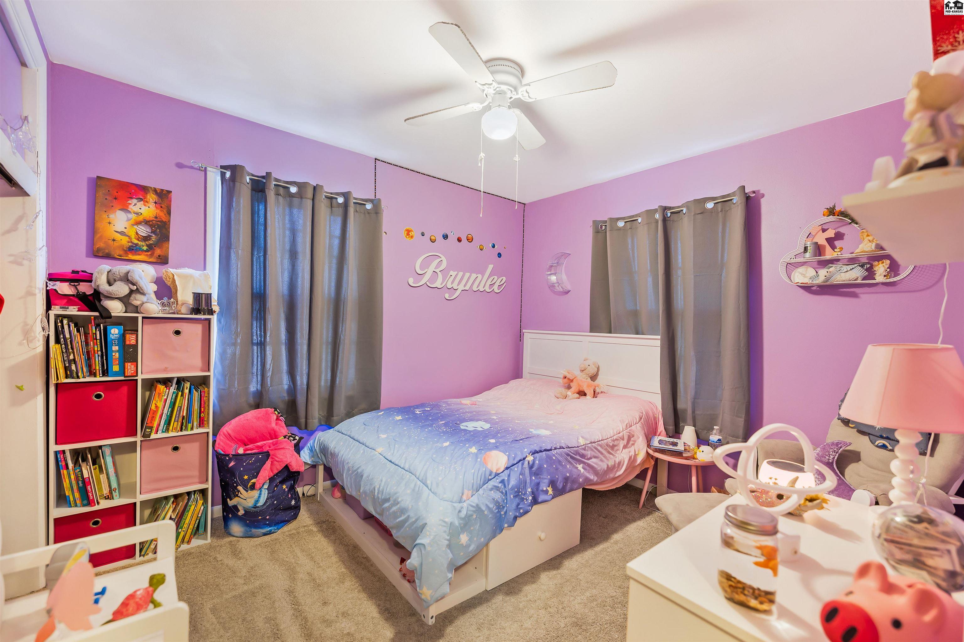 109 Robert Street Hutchinson KS 67502