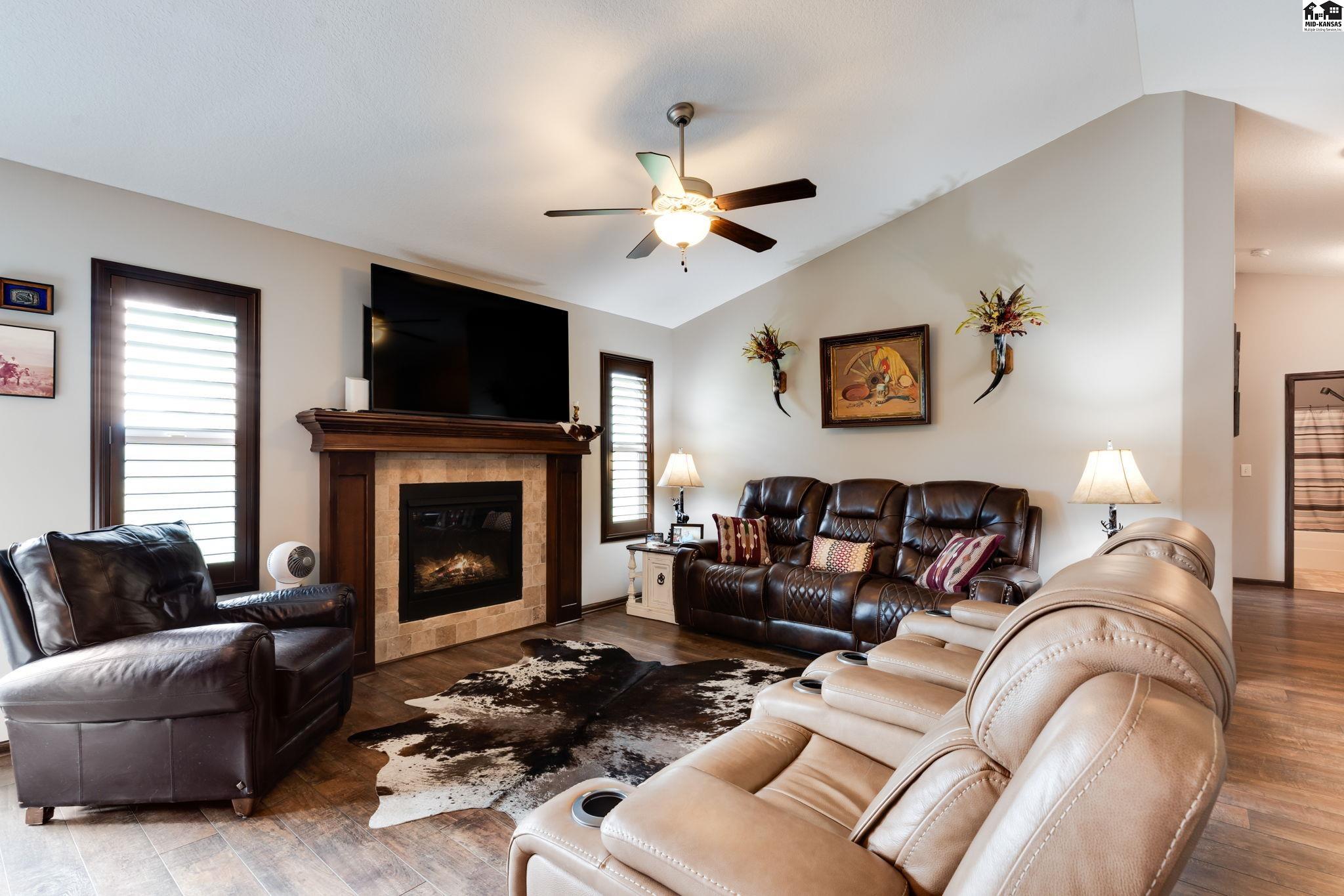 2140 Beltline Court Newton KS 67114