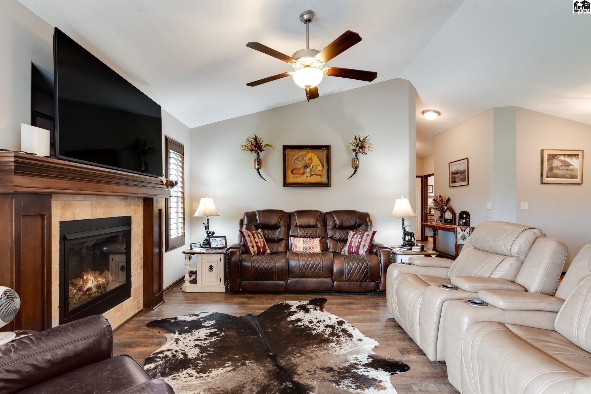 2140 Beltline Court Newton KS 67114