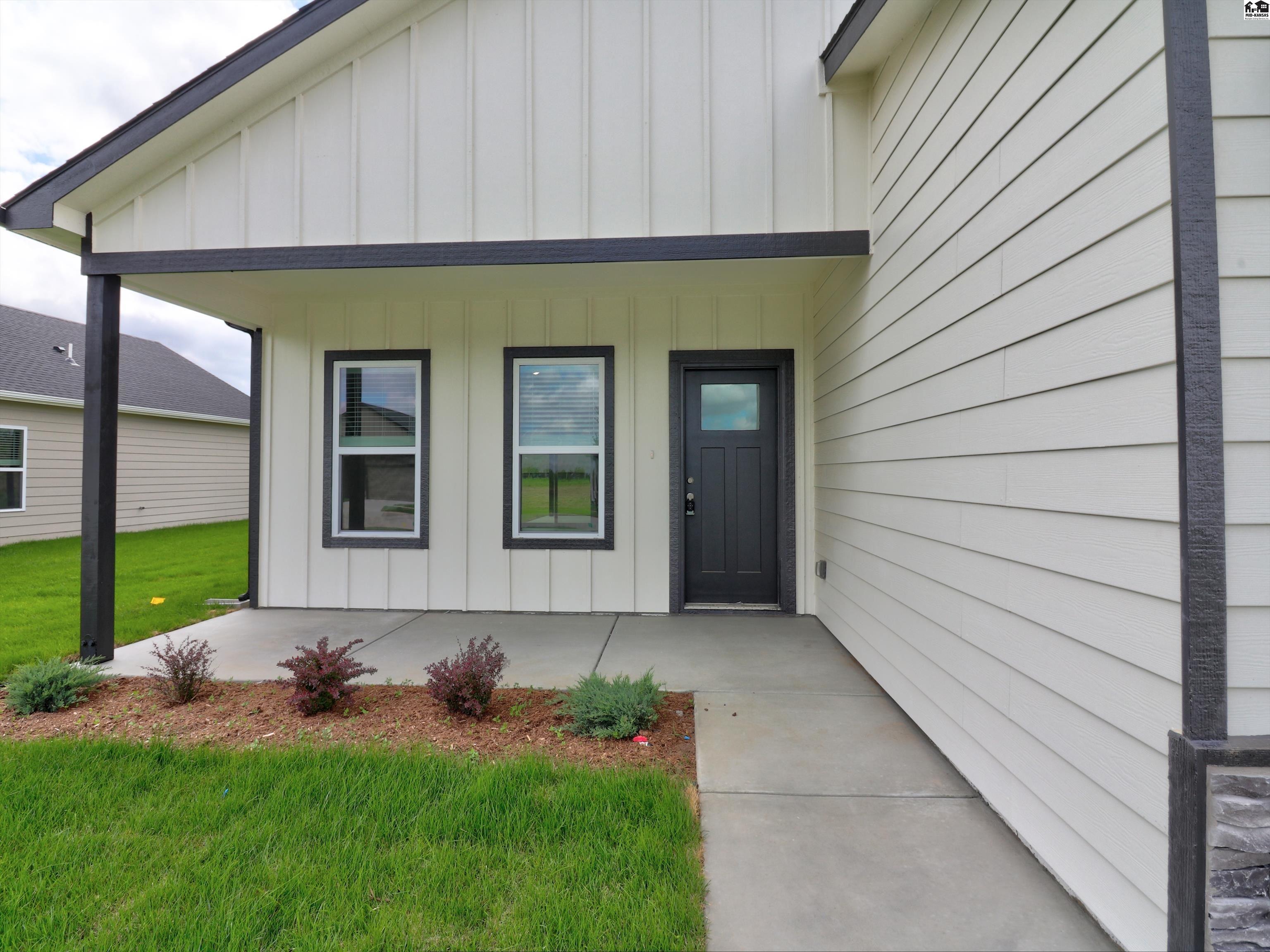 1053 Clubhouse Drive Mcpherson KS 67460
