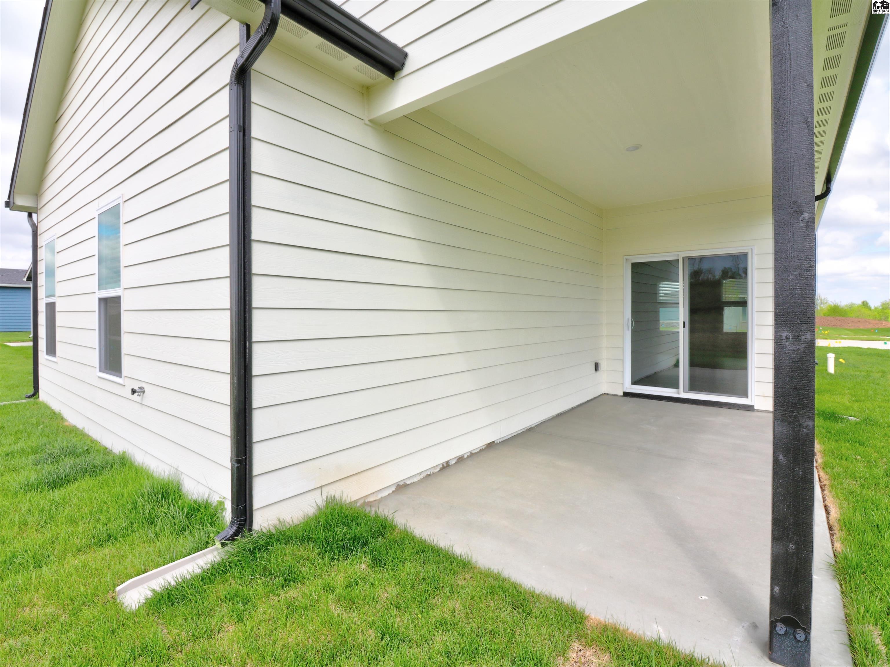 1053 Clubhouse Drive Mcpherson KS 67460