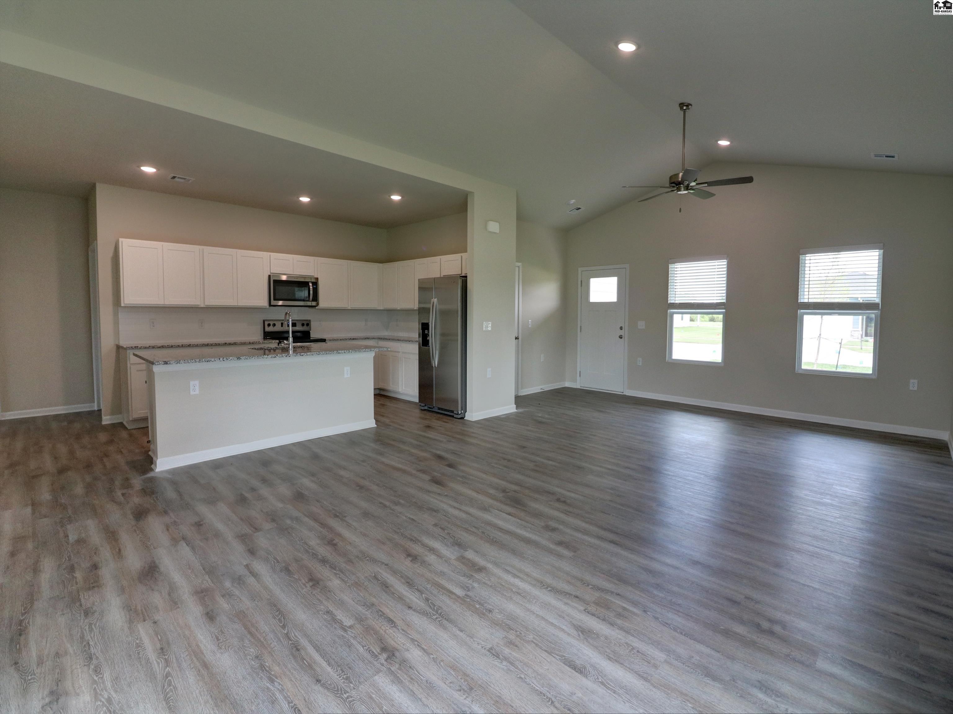 1053 Clubhouse Drive Mcpherson KS 67460