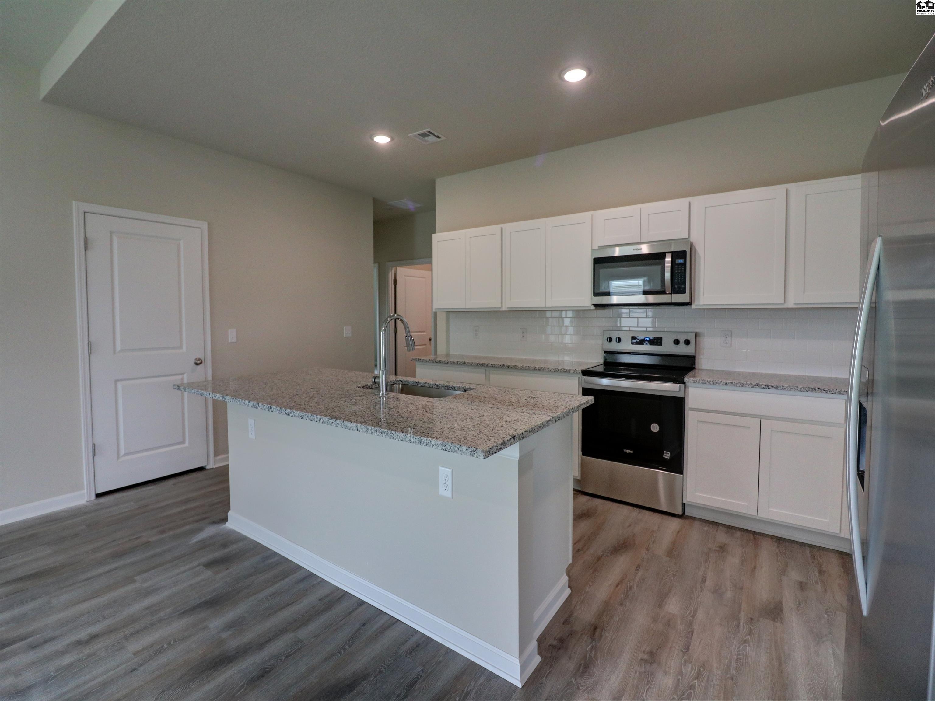 1053 Clubhouse Drive Mcpherson KS 67460