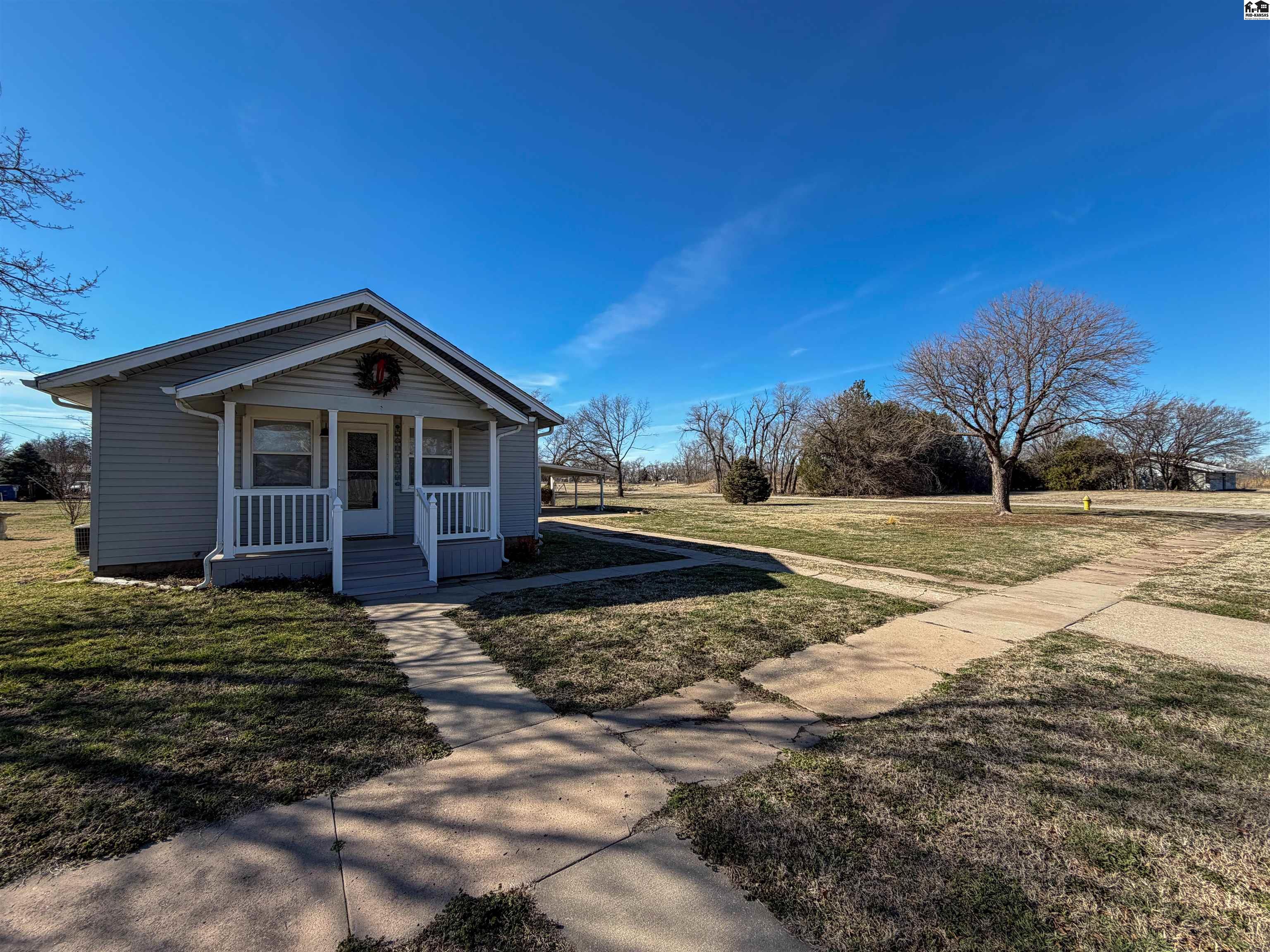 723 N Star Street Hutchinson KS 67501