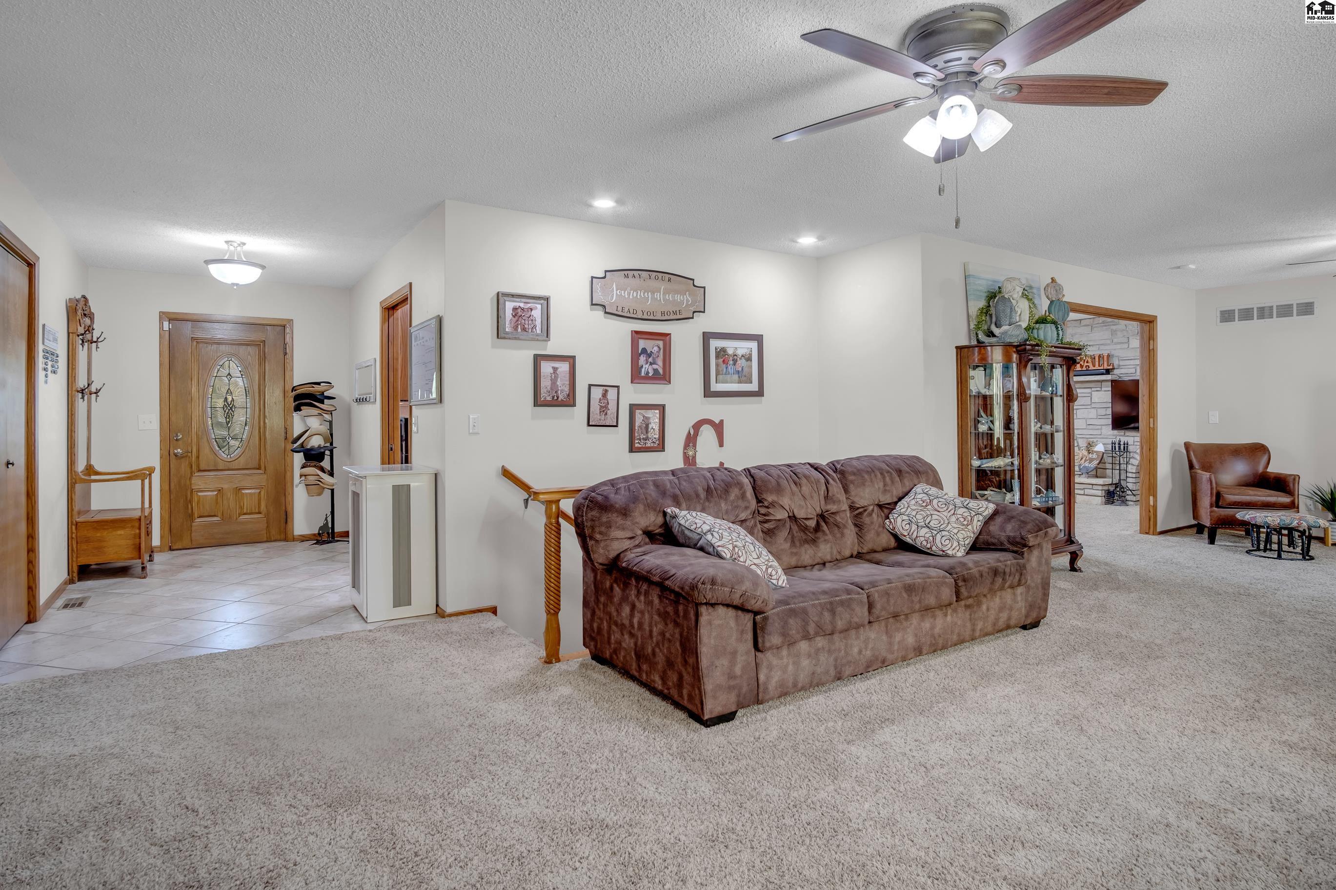 8501 N Lorraine Street Hutchinson KS 67502