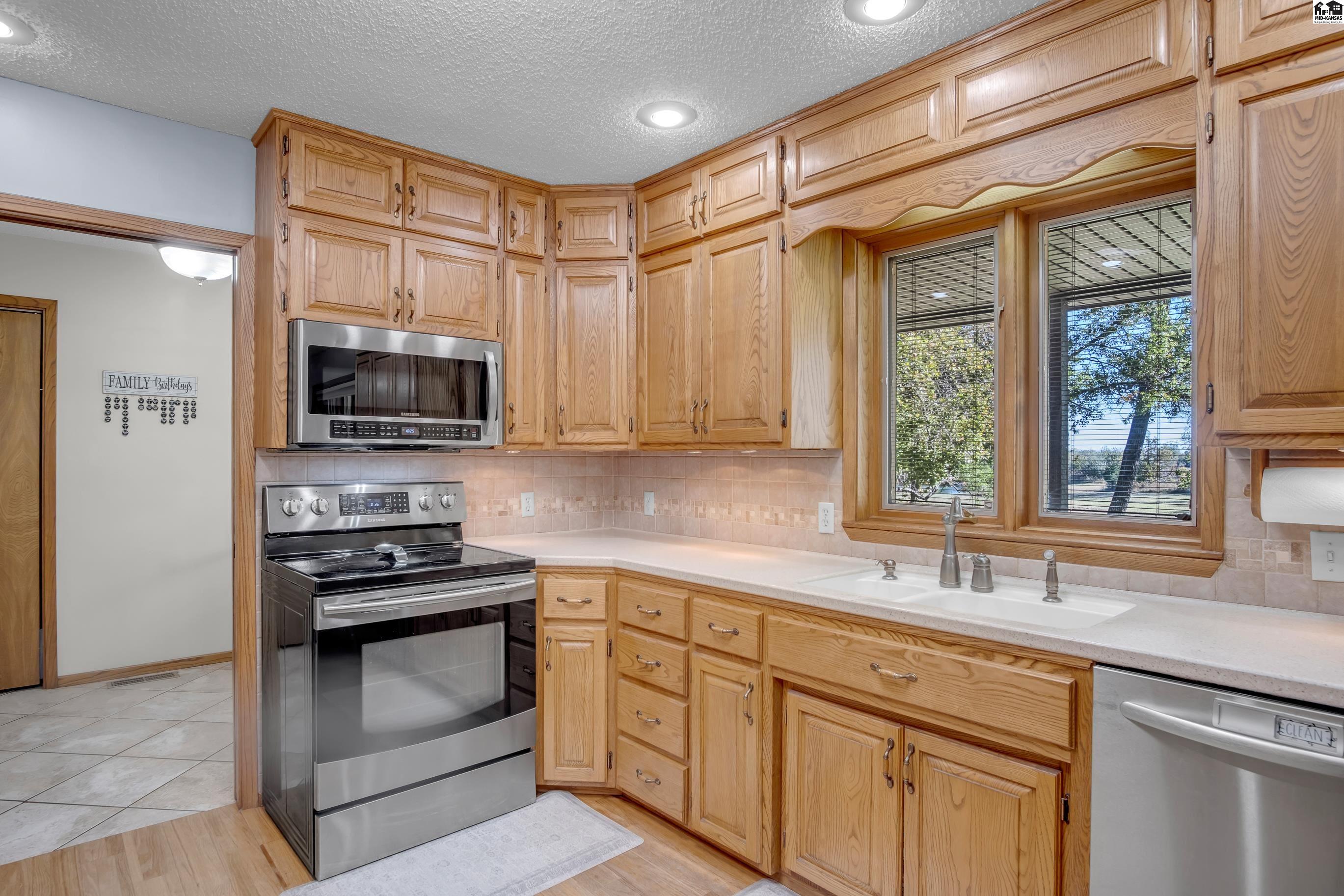 8501 N Lorraine Street Hutchinson KS 67502