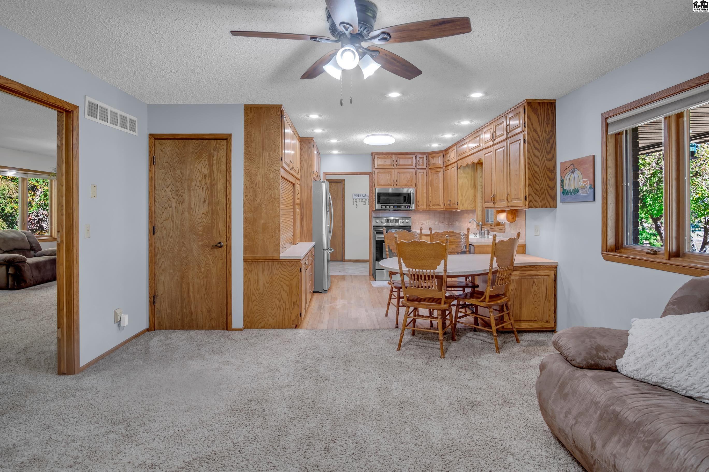 8501 N Lorraine Street Hutchinson KS 67502