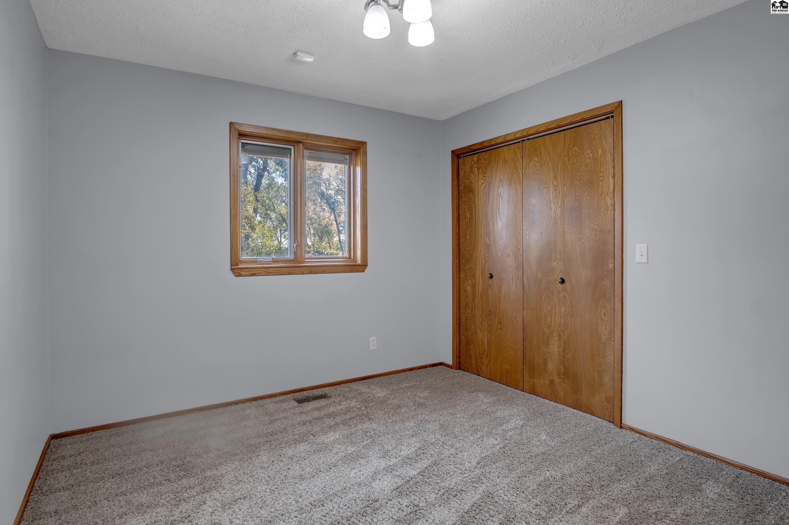 8501 N Lorraine Street Hutchinson KS 67502